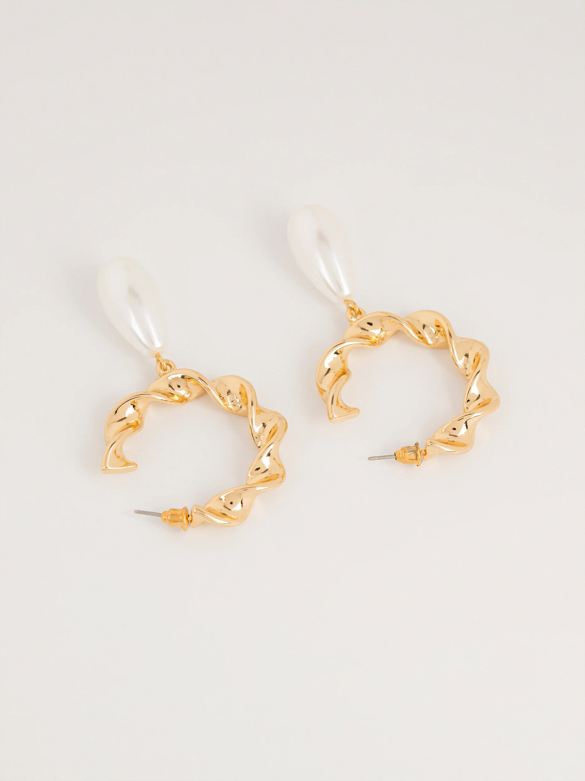 Hoop Pearl Earrings - Image 2