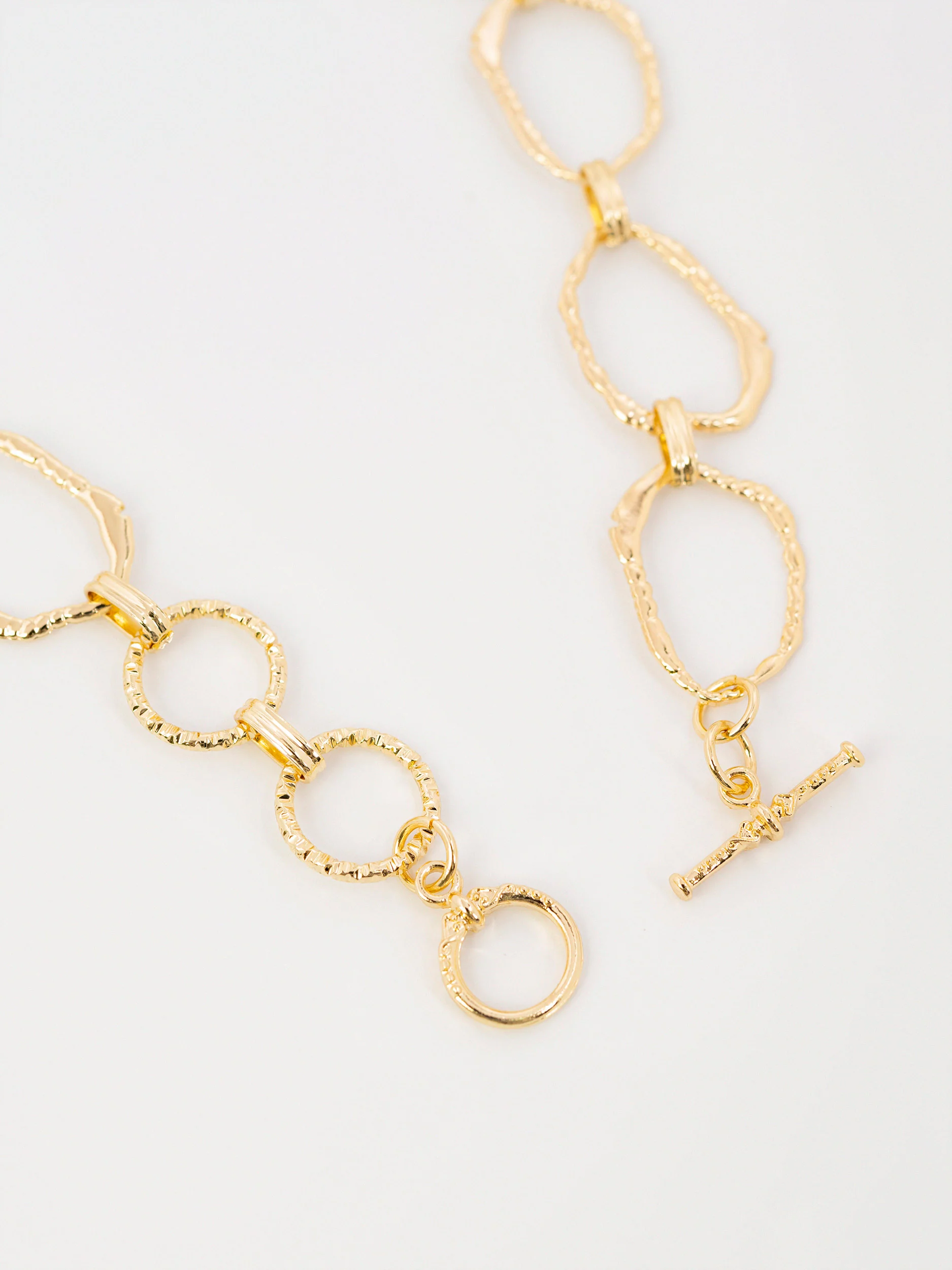 Oval Link Chain Necklace - Image 3