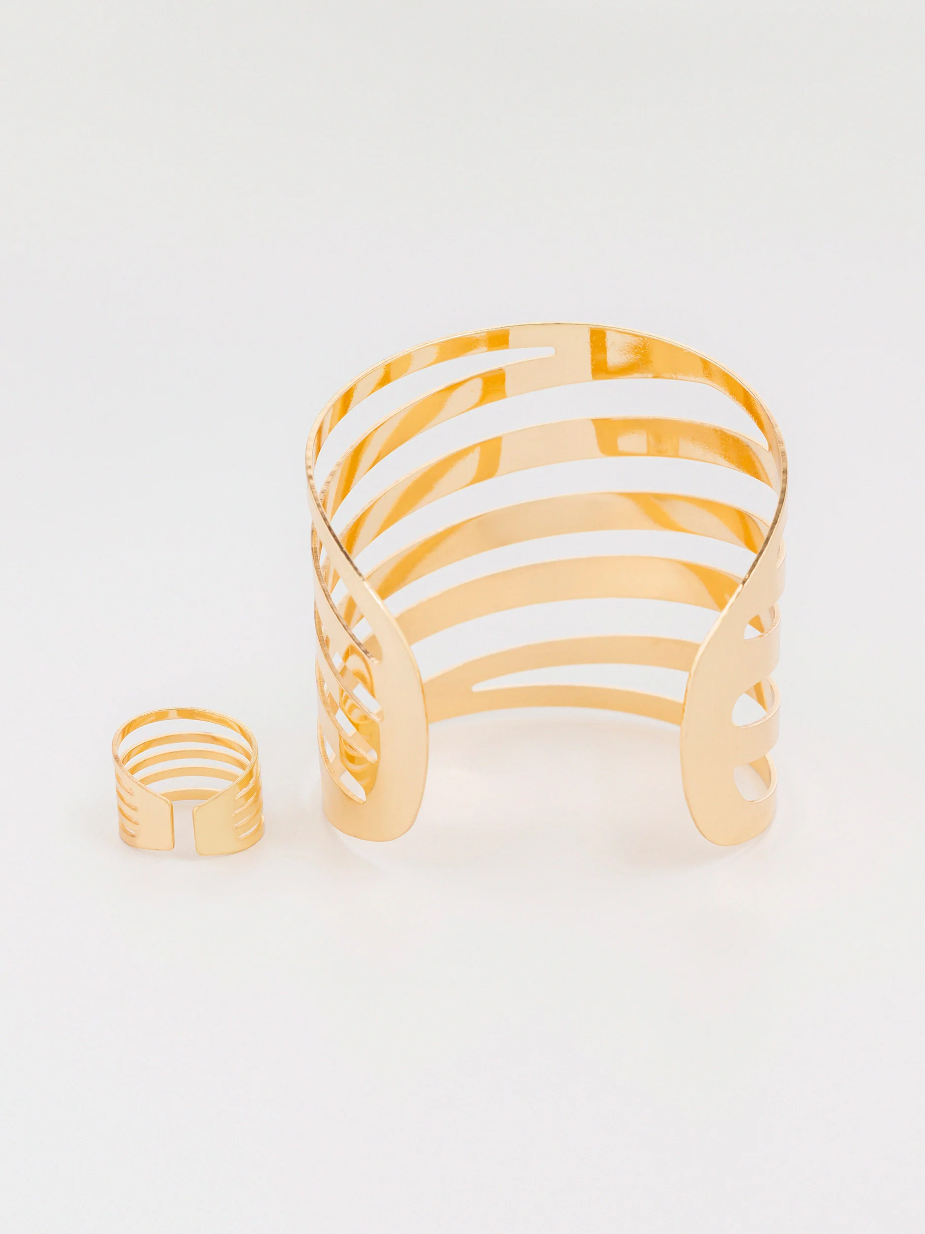 Open Cage Bracelet - Image 4
