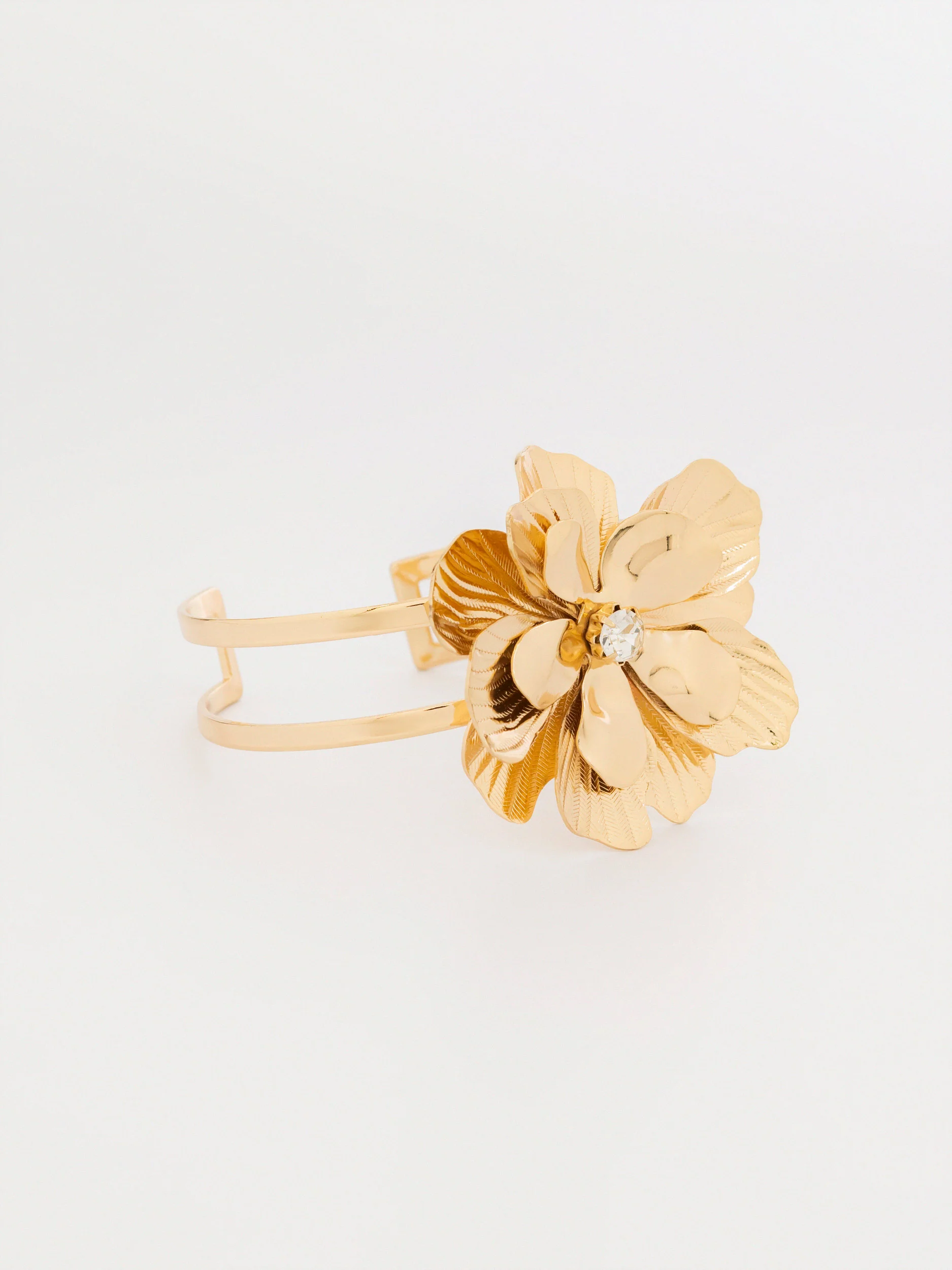 Floral Pearl Bracelet - Image 4