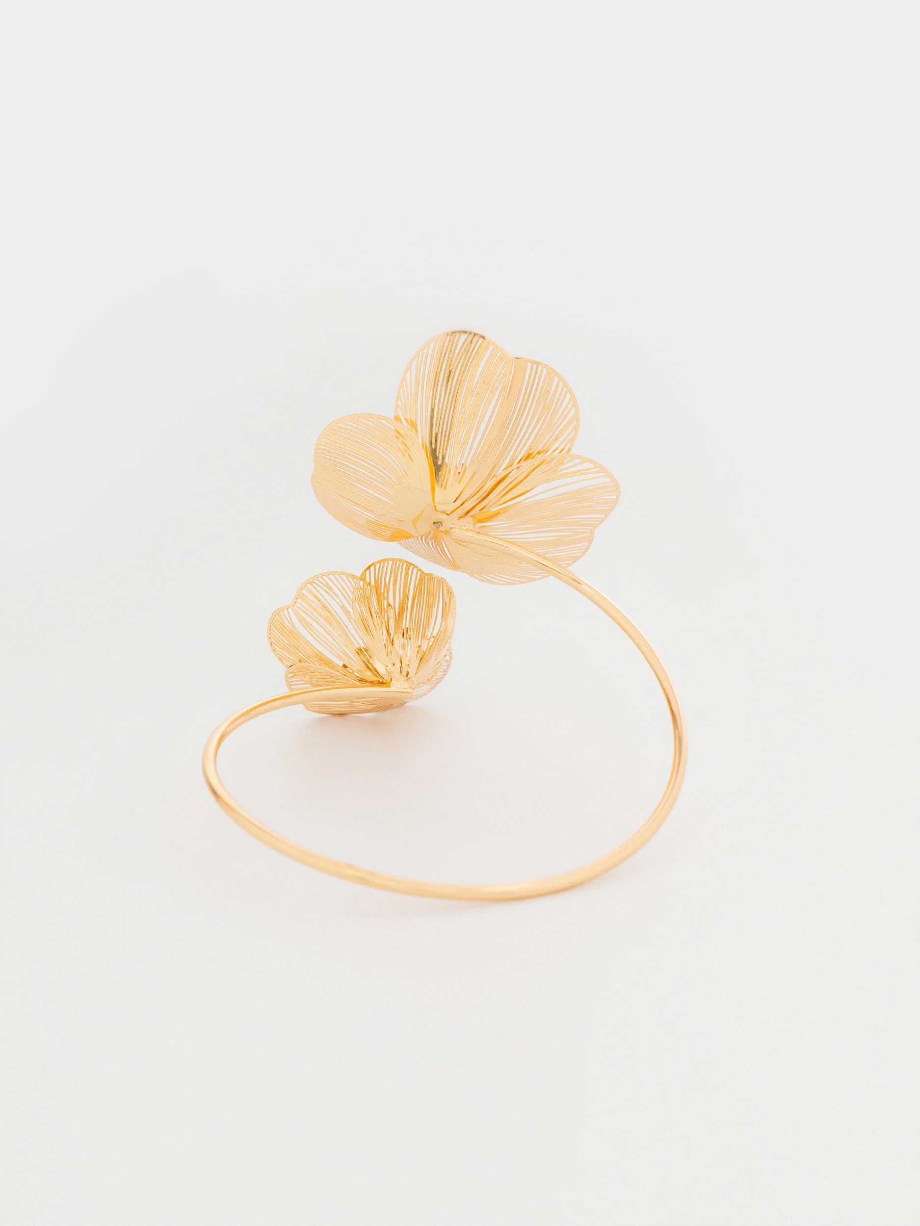 Bloom Crystal Bracelet - Image 4