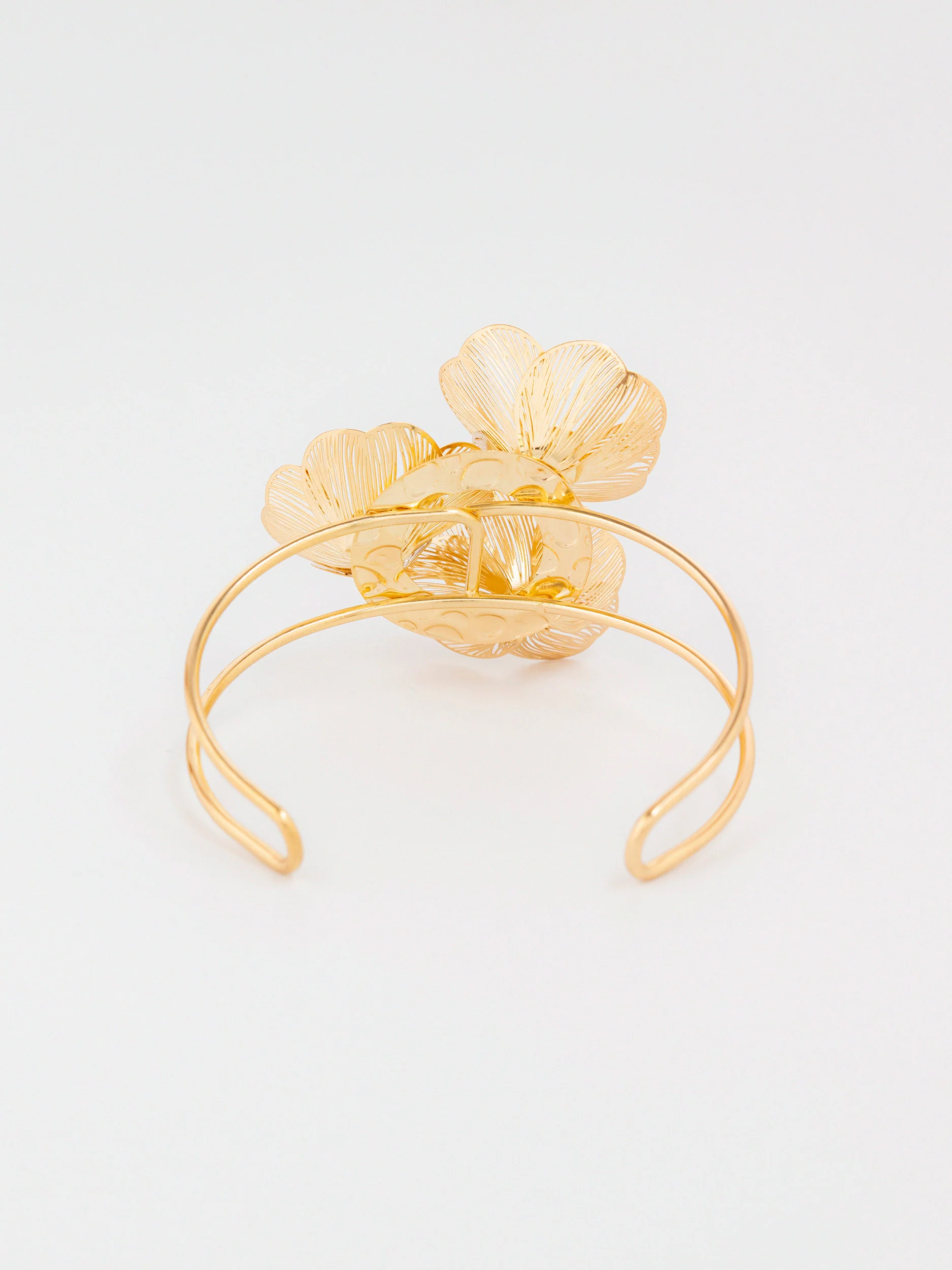 Crystal Bloom Bracelet - Image 4