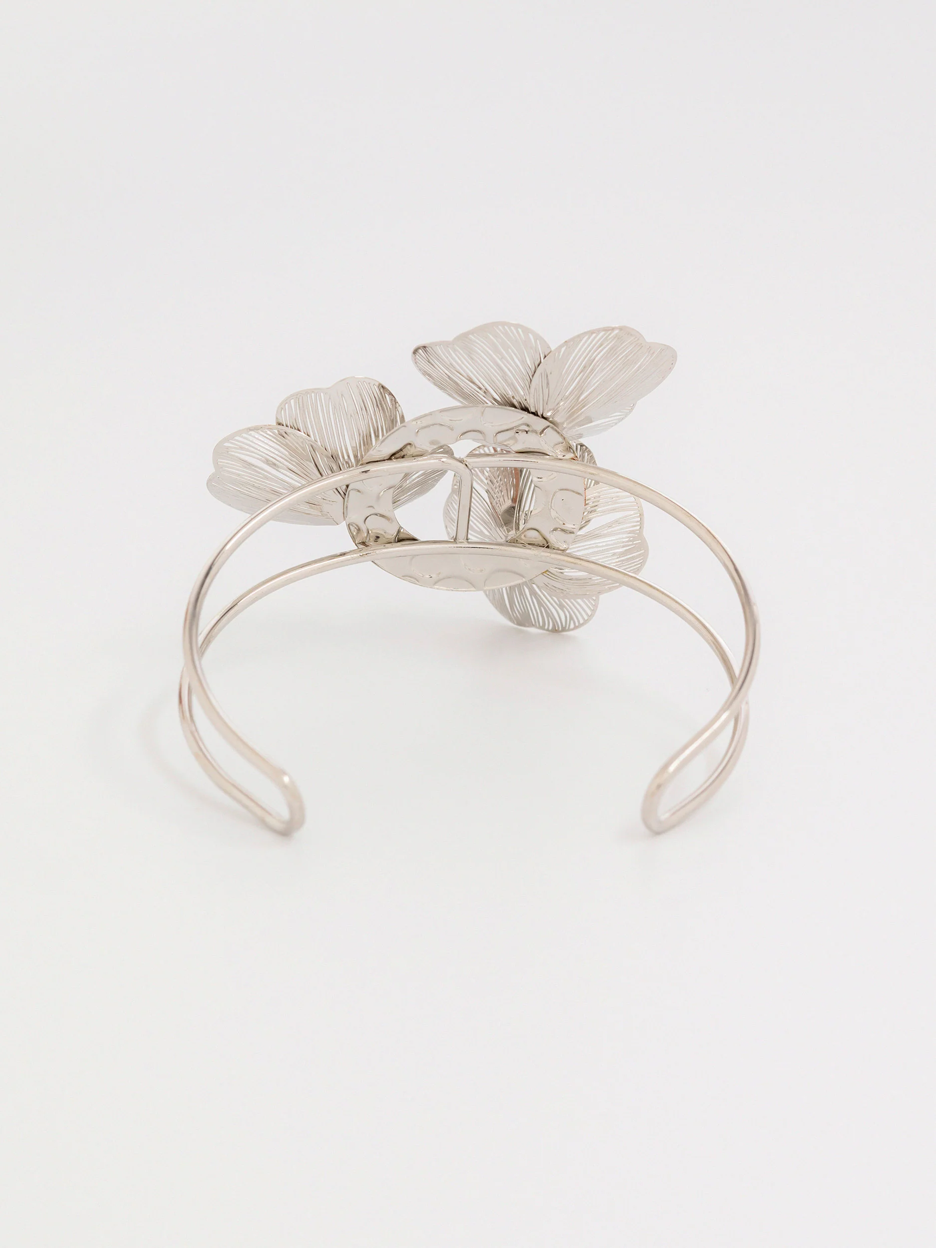 Crystal Bloom Bracelet - Image 3