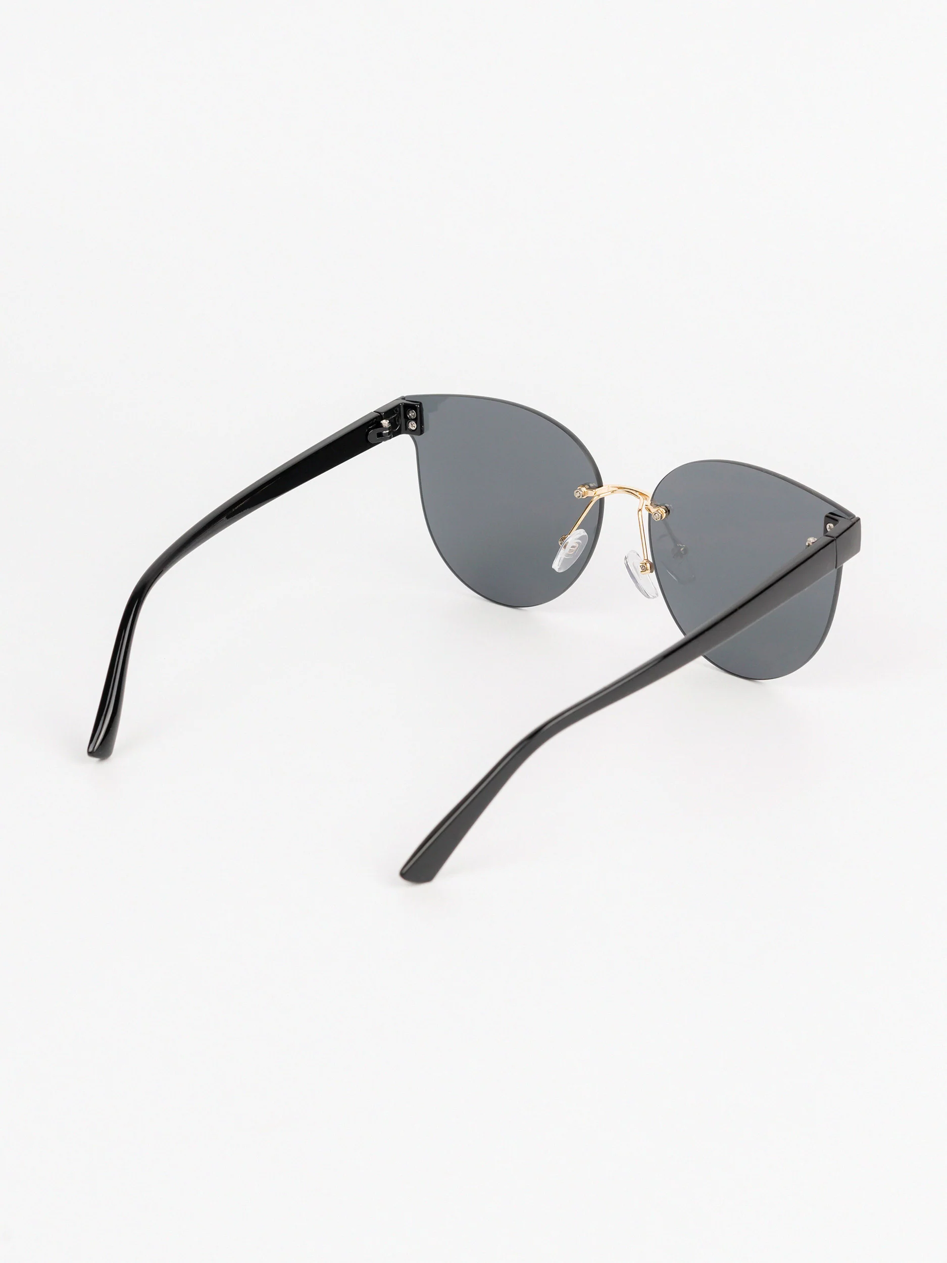 Cat-Eye Sunglasses - Image 3