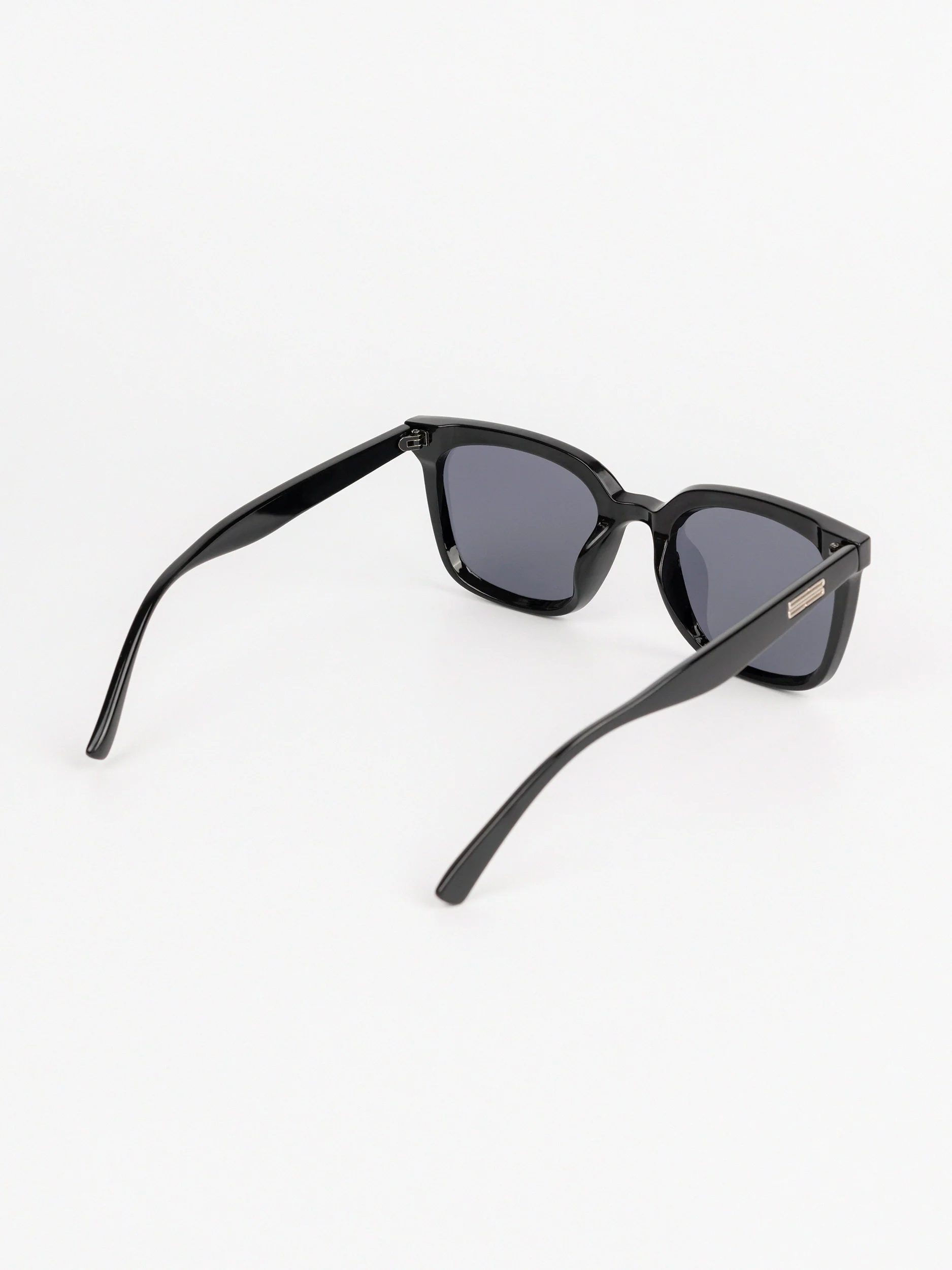 Wayfarer Sunglasses - Image 3