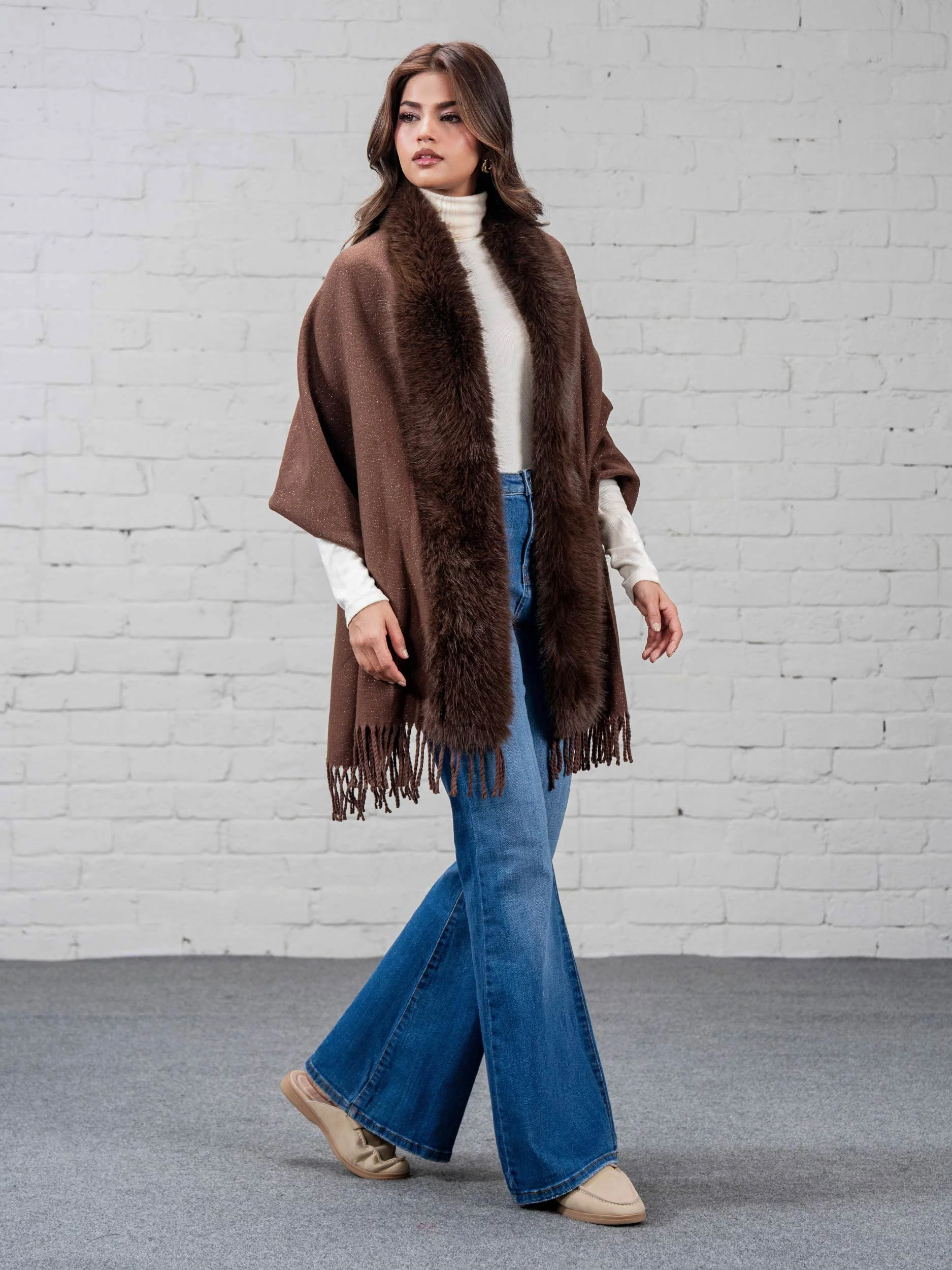 Woolen Fur Cape - Image 3