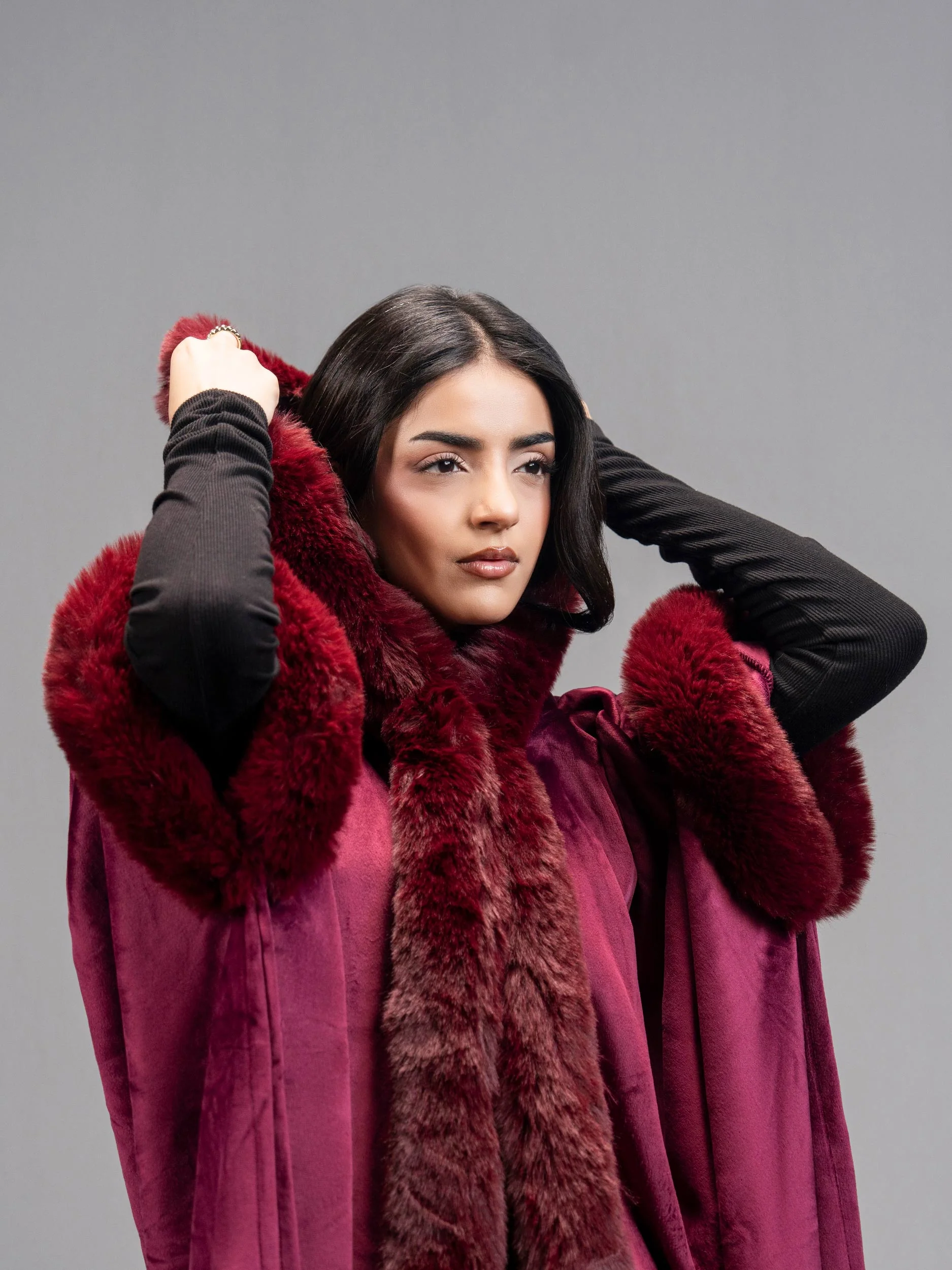 Fur Cape - Image 3