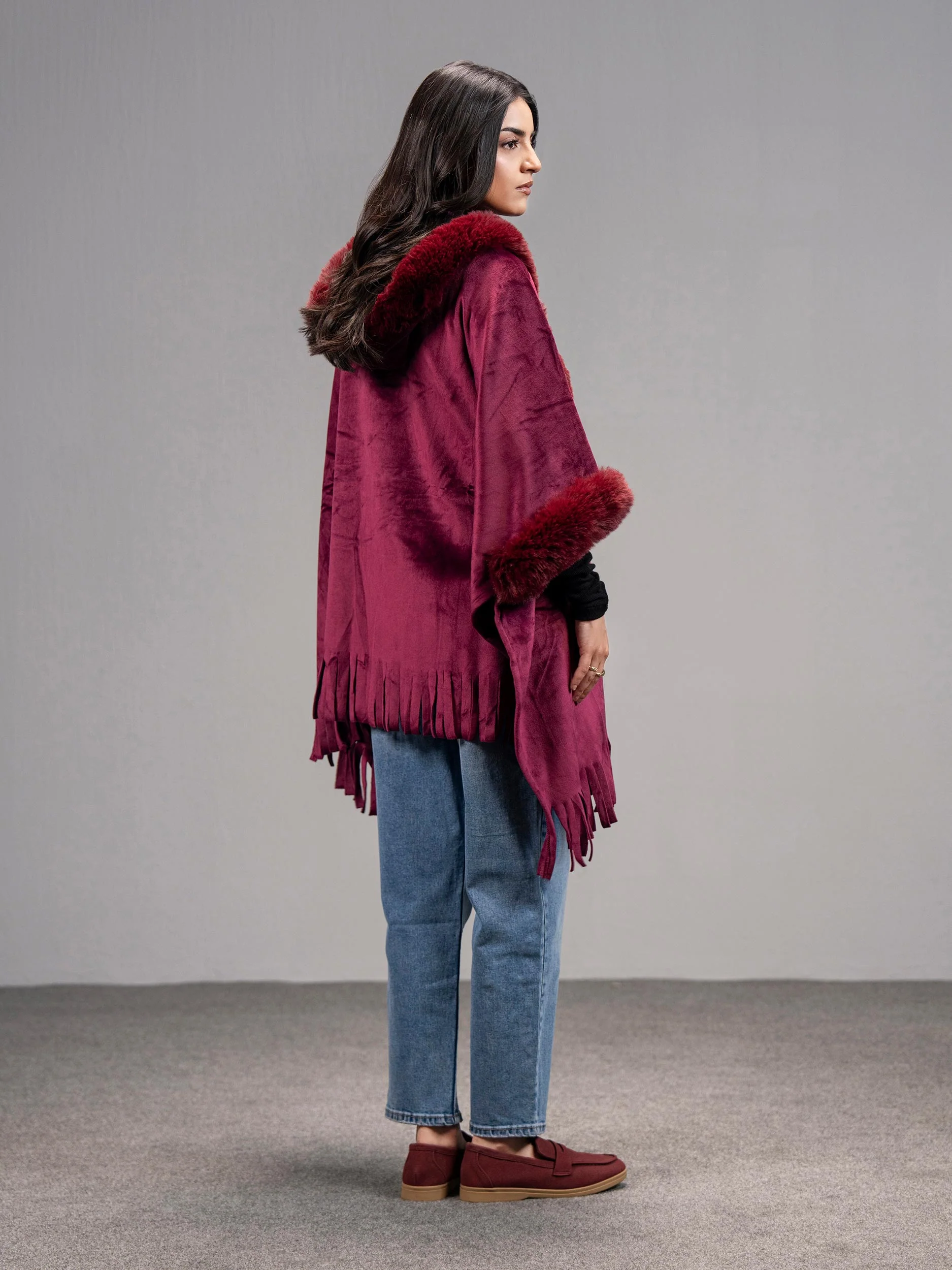 Fur Cape - Image 6