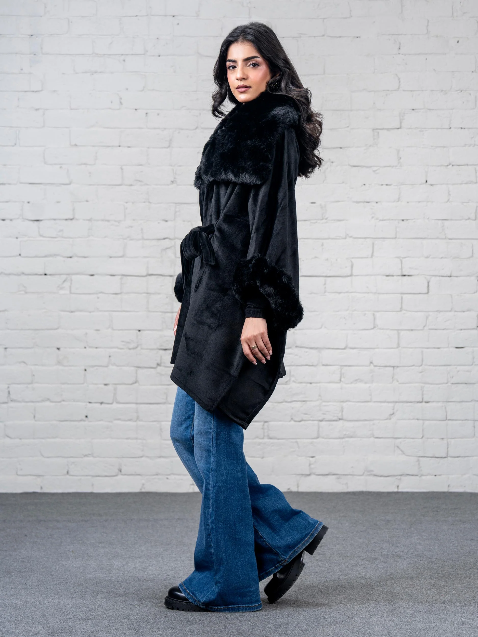 Velvet Cape - Image 2
