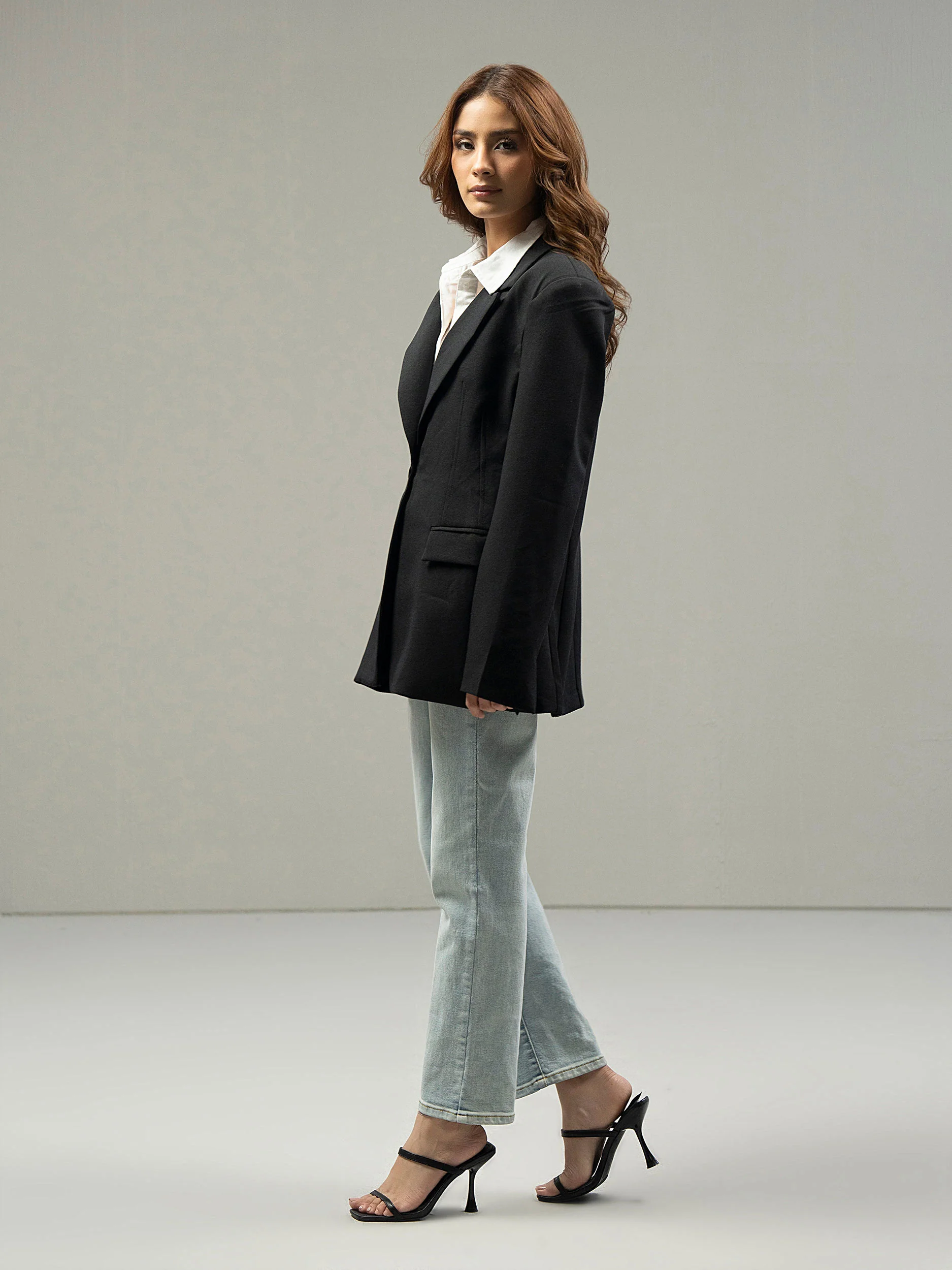 Blazer - Image 3