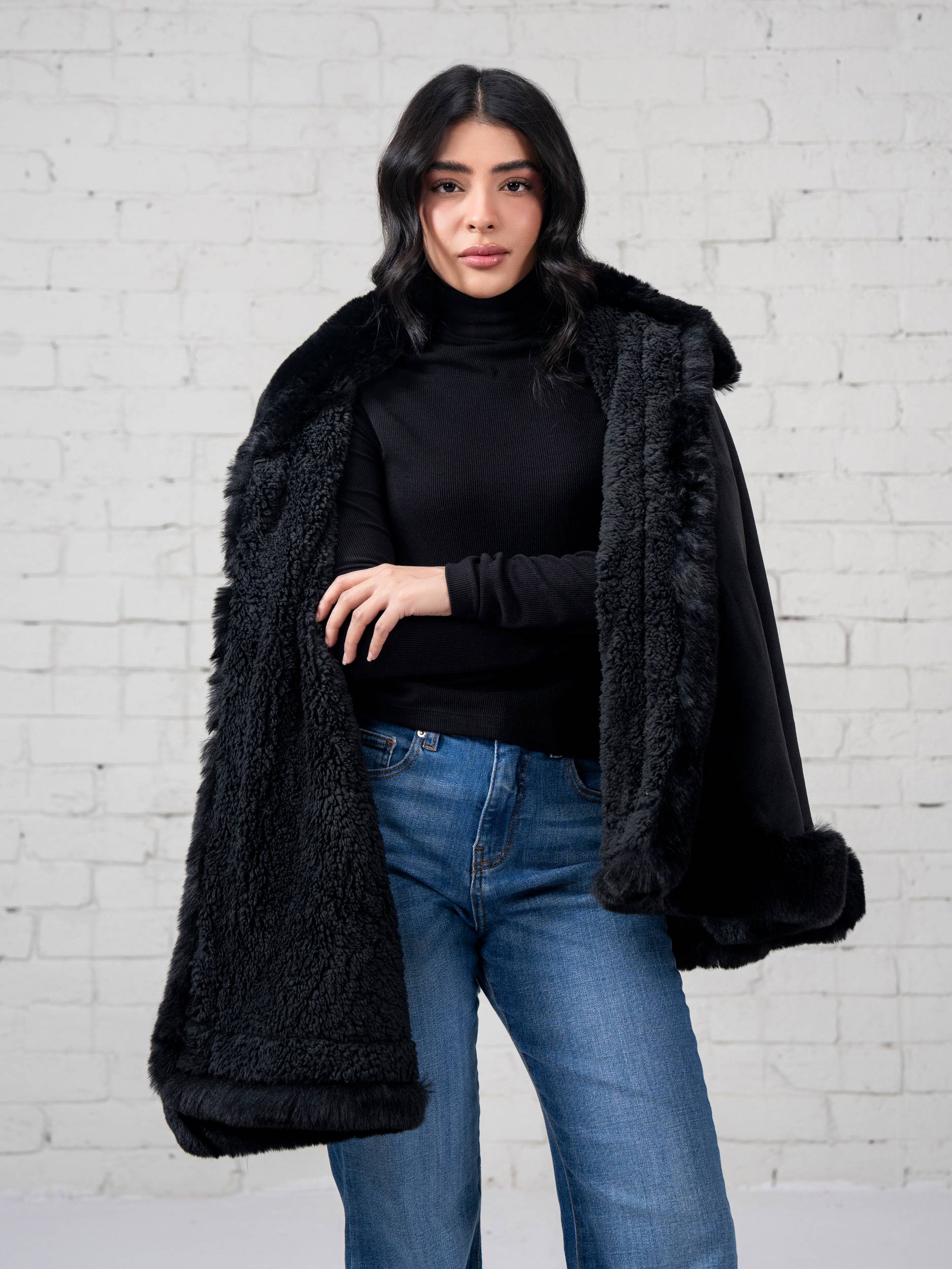 Fur Cape - Image 5