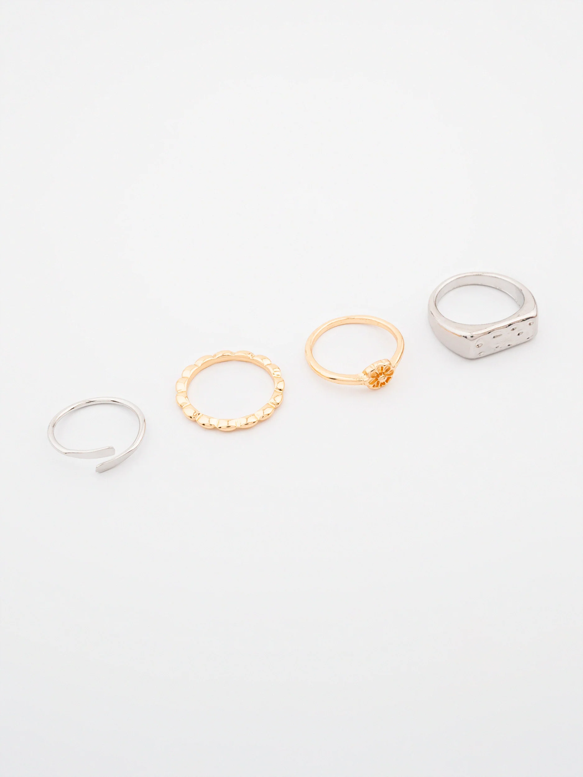Assorted Rings - Image 3