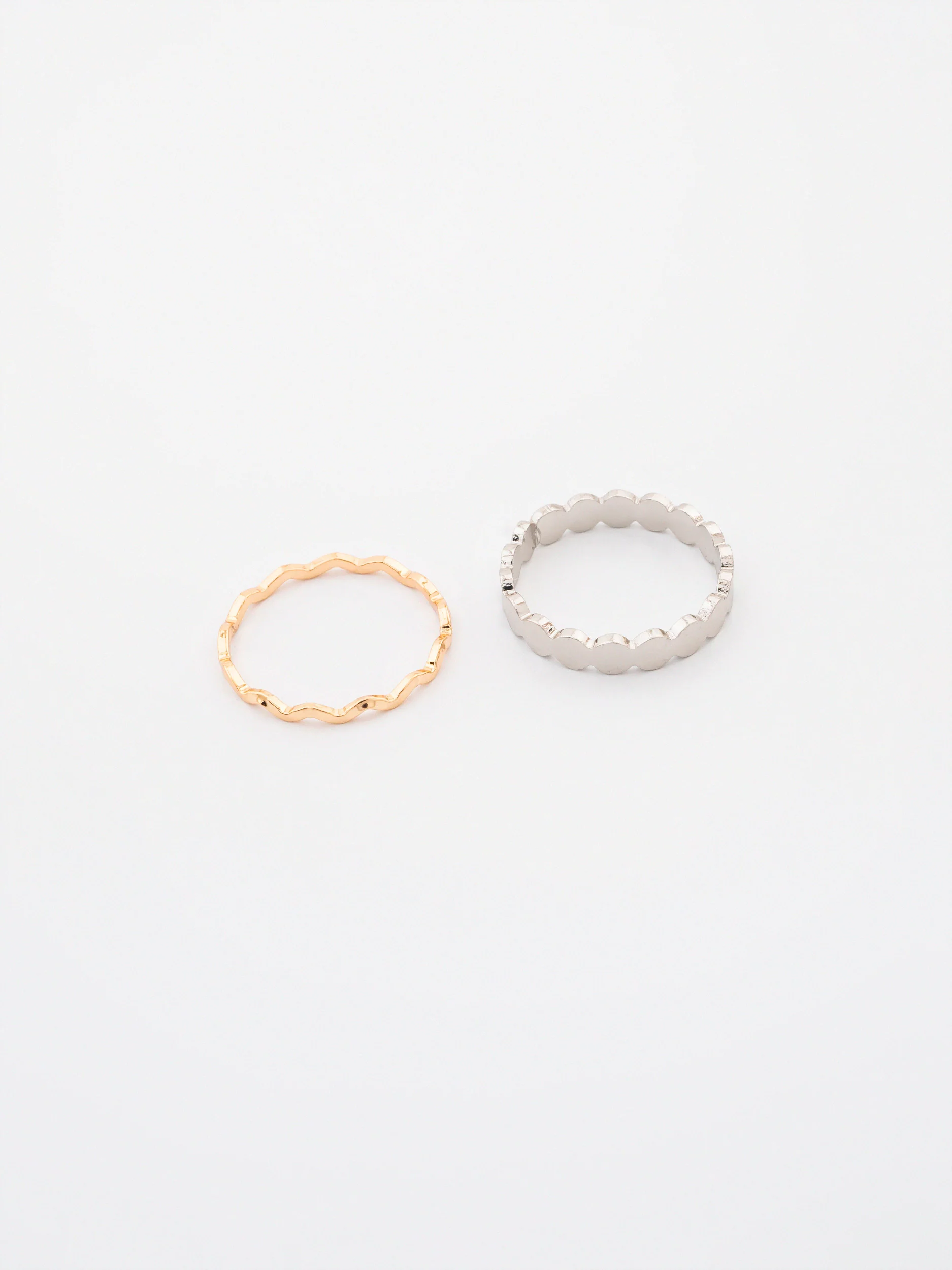 Assorted Rings - Image 4