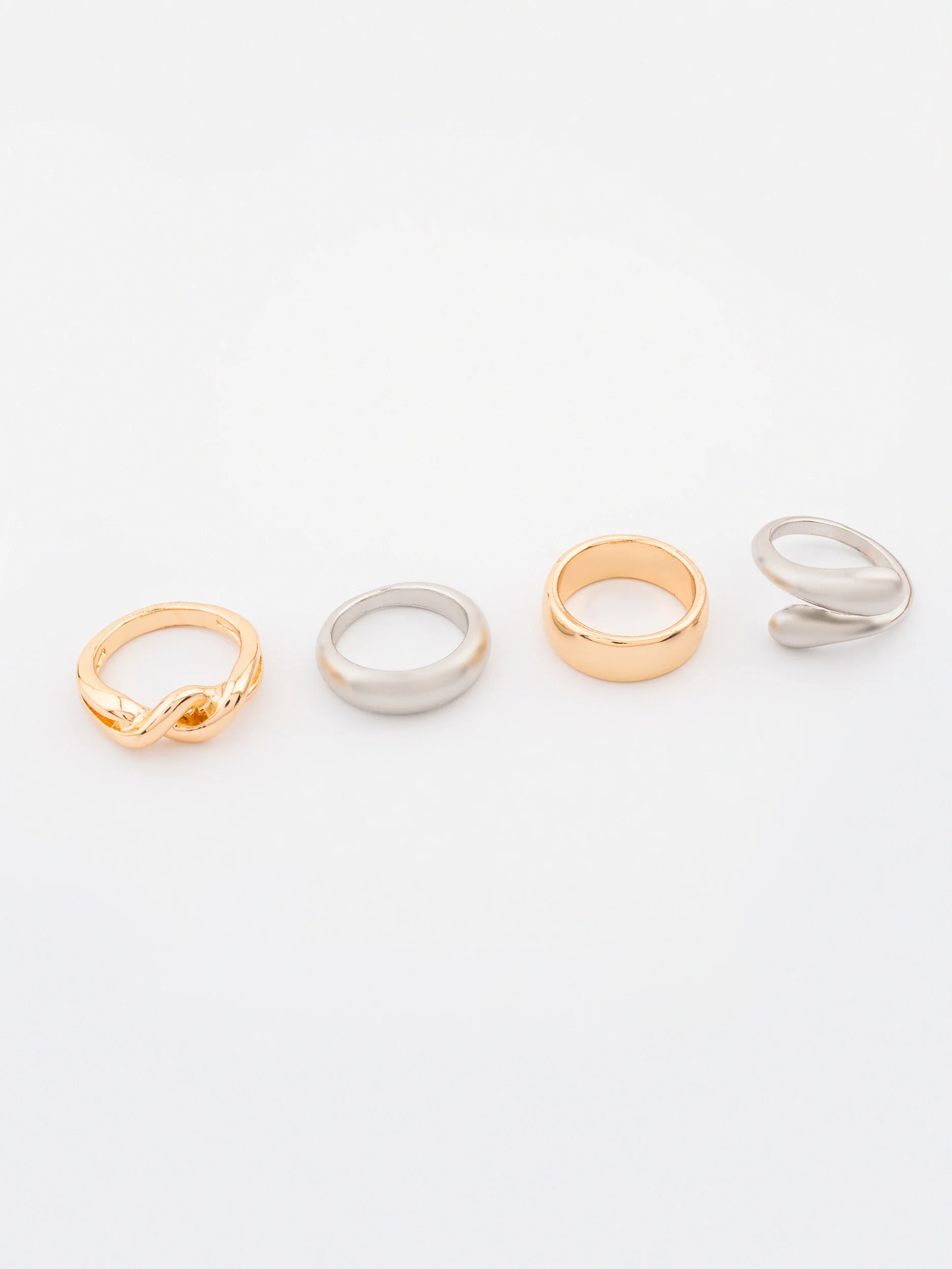Assorted Rings - Image 2