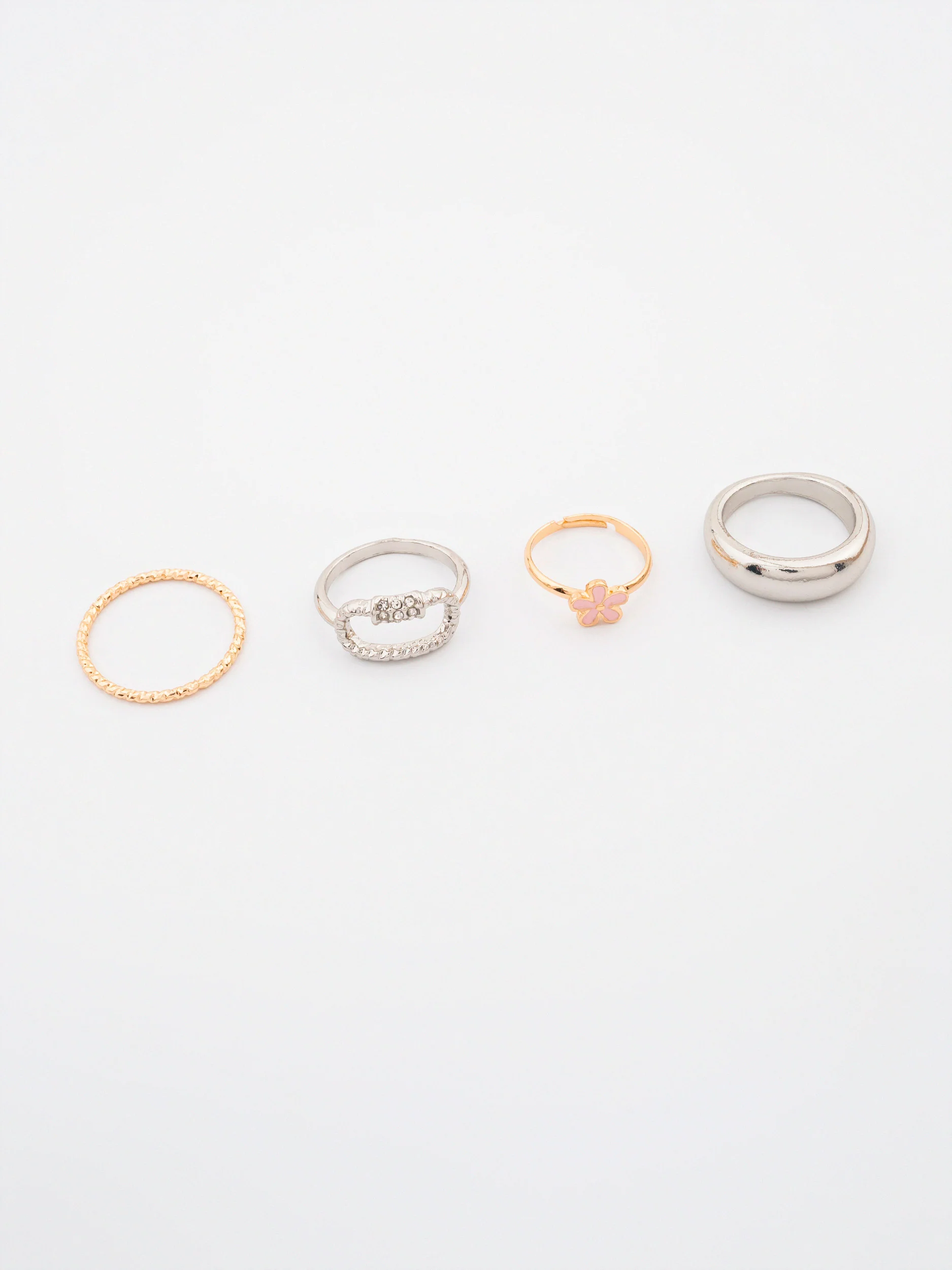 Assorted Rings - Image 3
