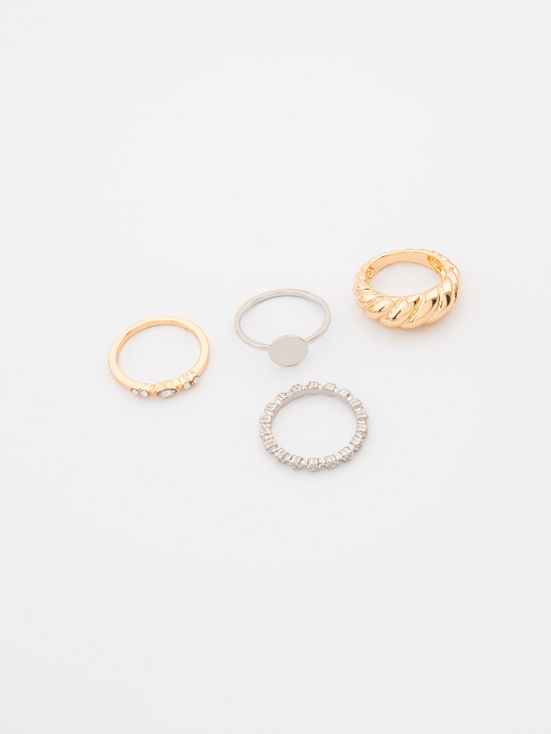 Assorted Rings - Image 3