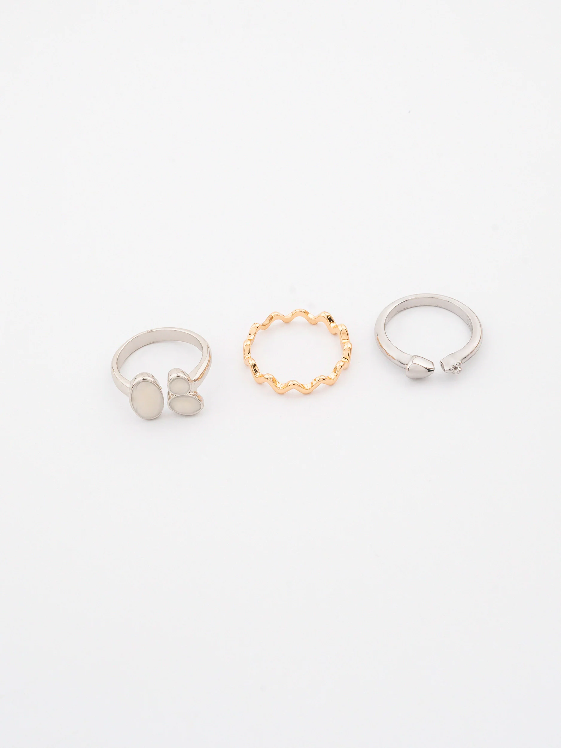 Assorted Rings - Image 3