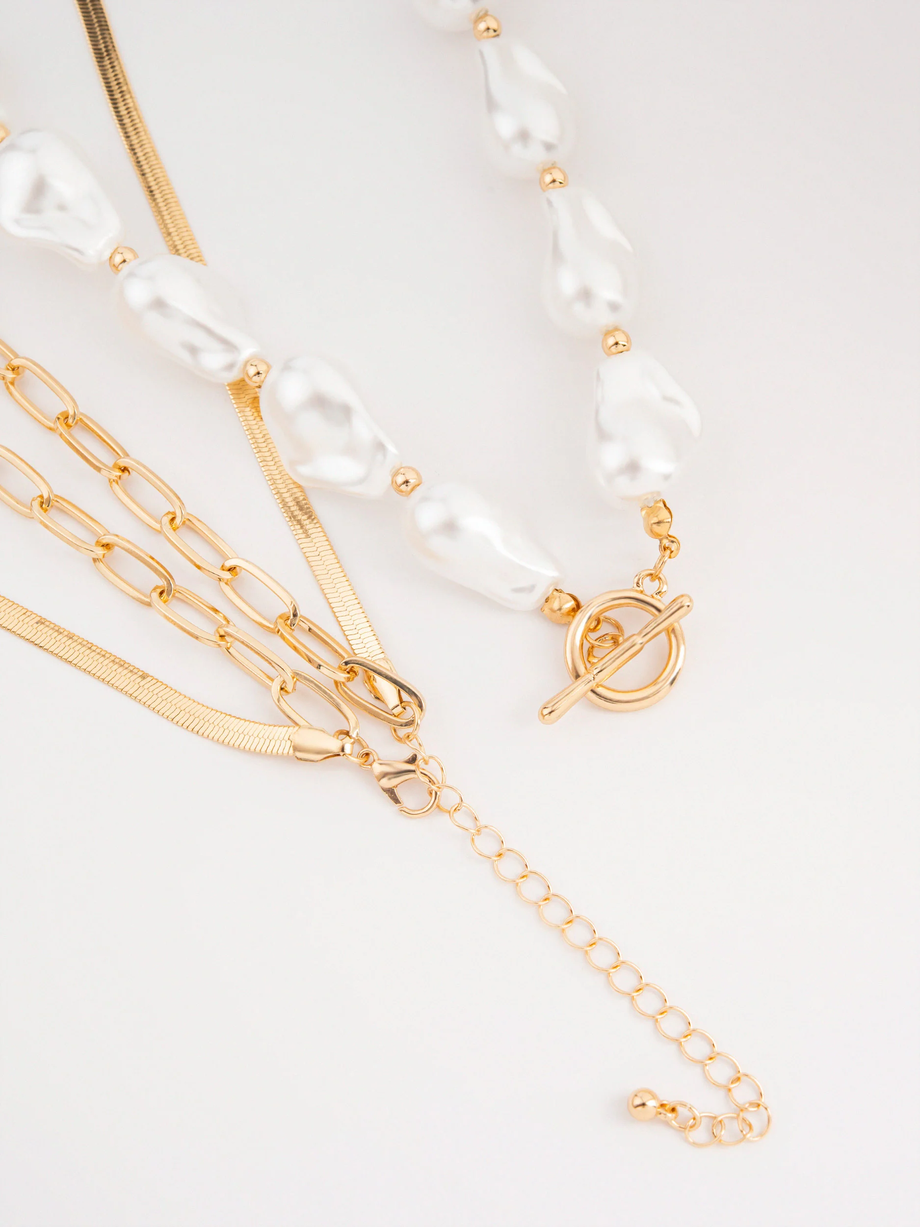 Pearl Charm Chains - Image 4