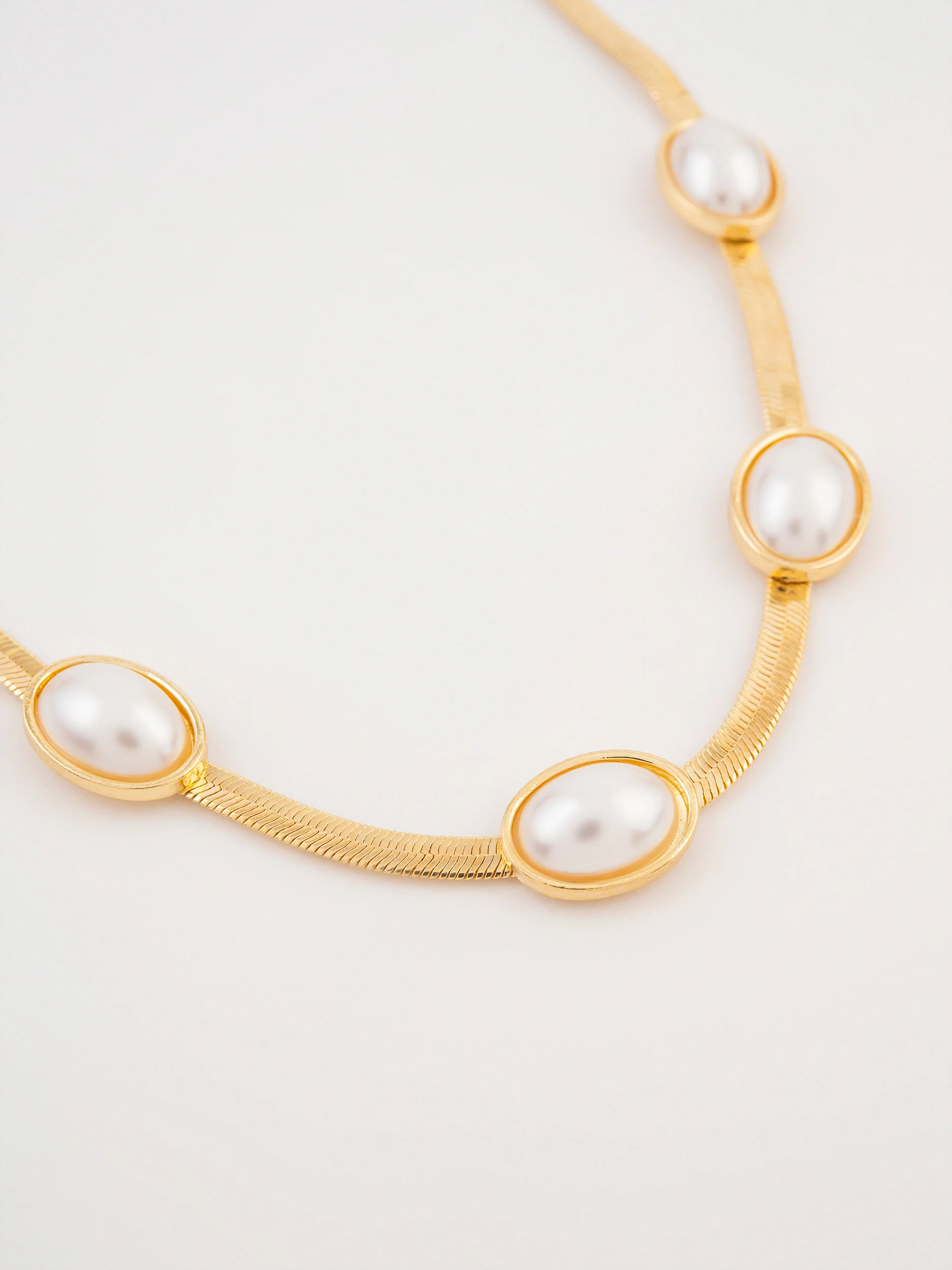 Pearl Strip Necklace - Image 2