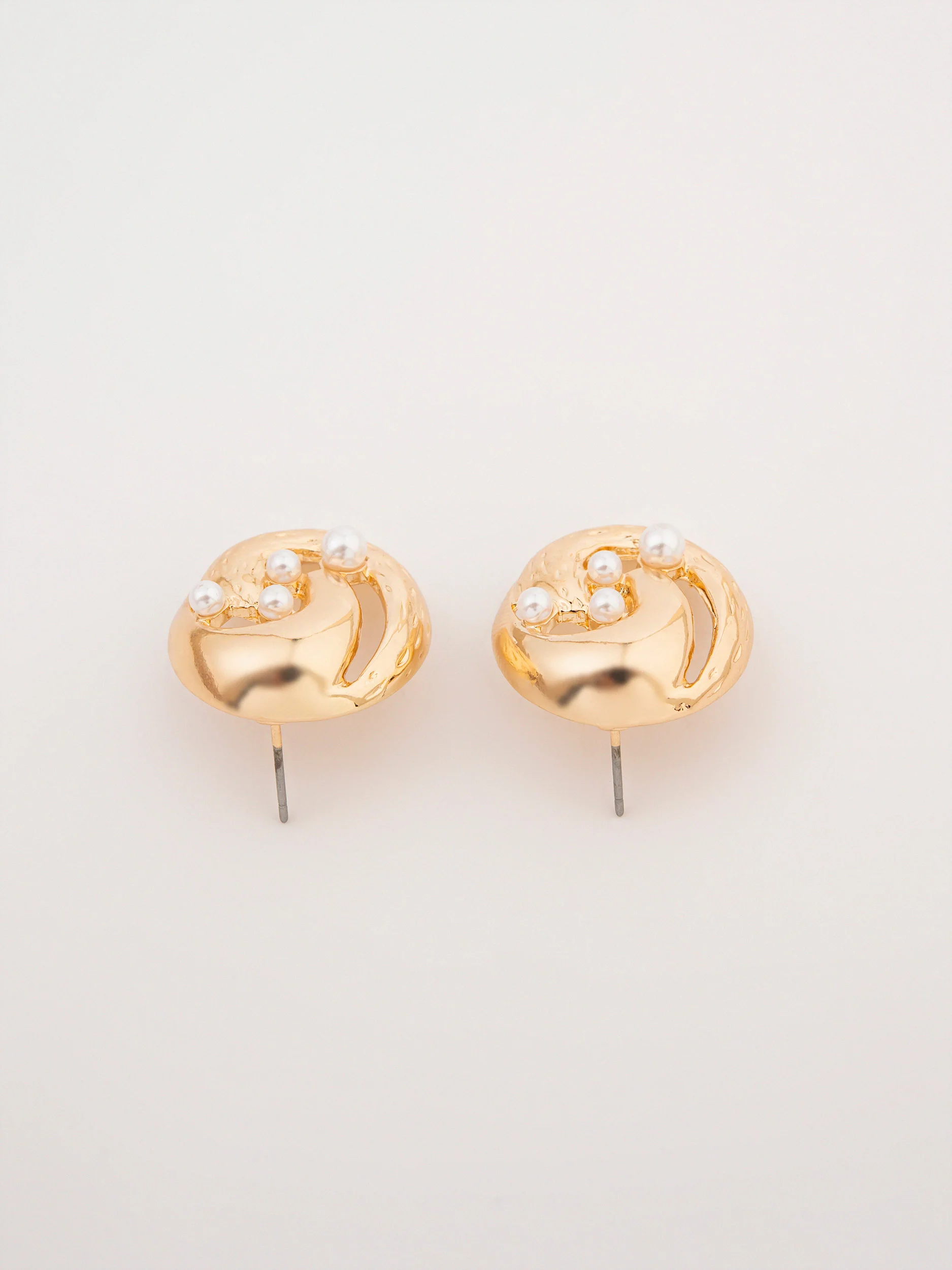 Swirl Pearl Studs - Image 2