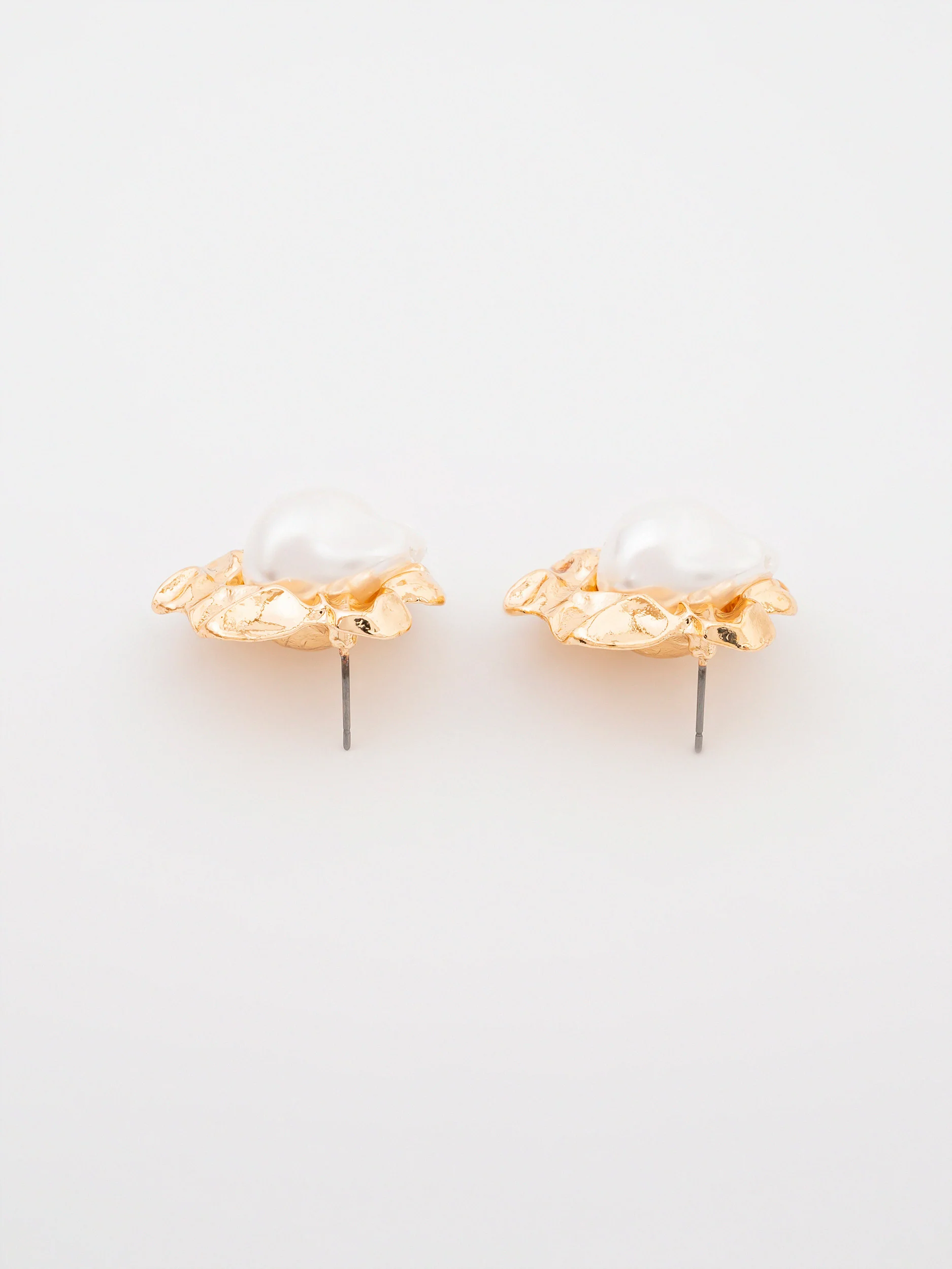 Pearl Studs - Image 2