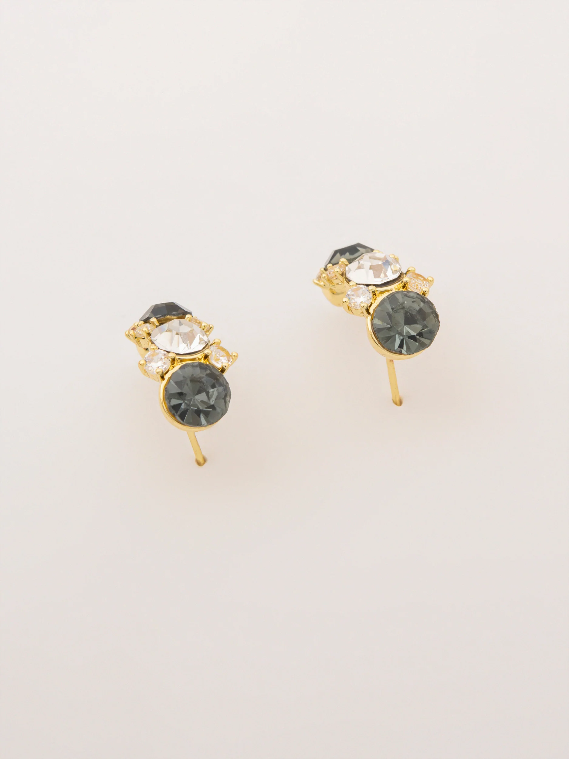 Linear Studs - Image 2