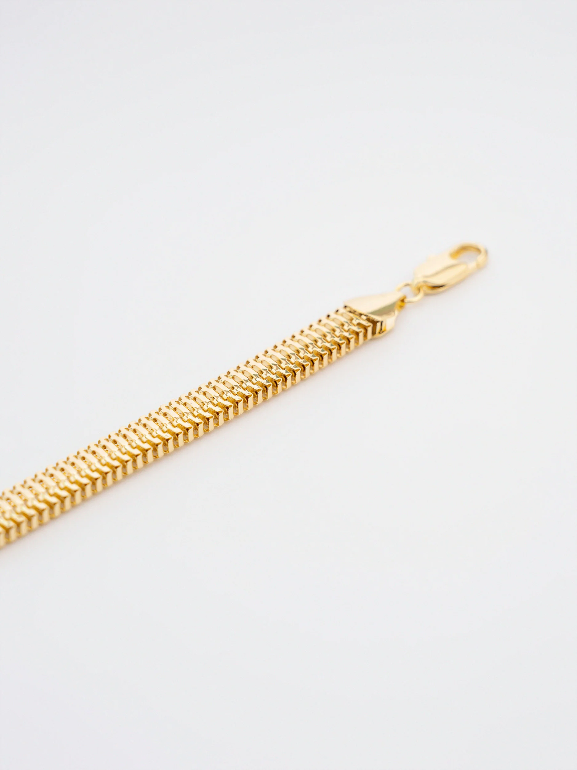 Oval Chain Bracelet - Image 3