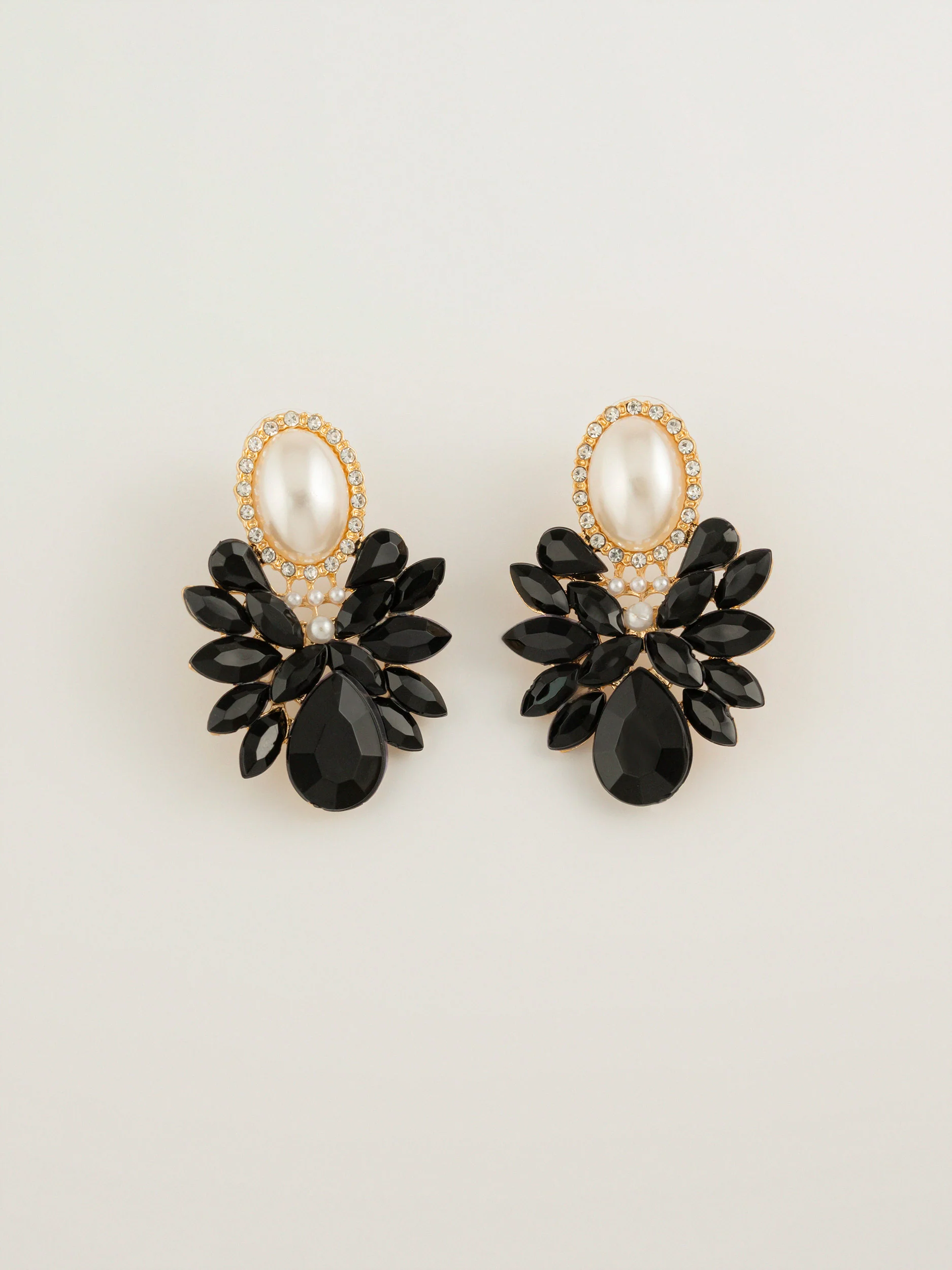 Pearl Crystal Earrings - Image 2