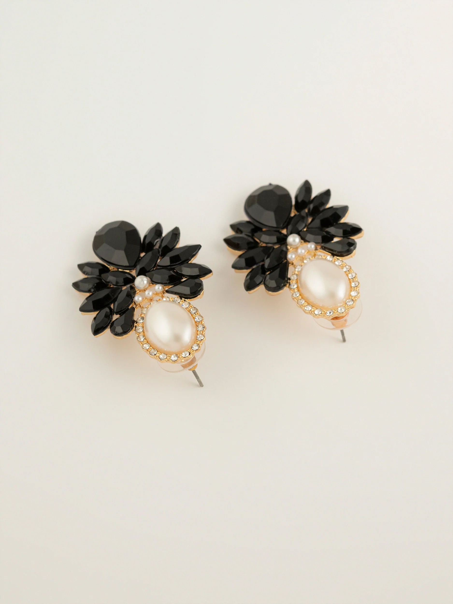 Pearl Crystal Earrings - Image 3