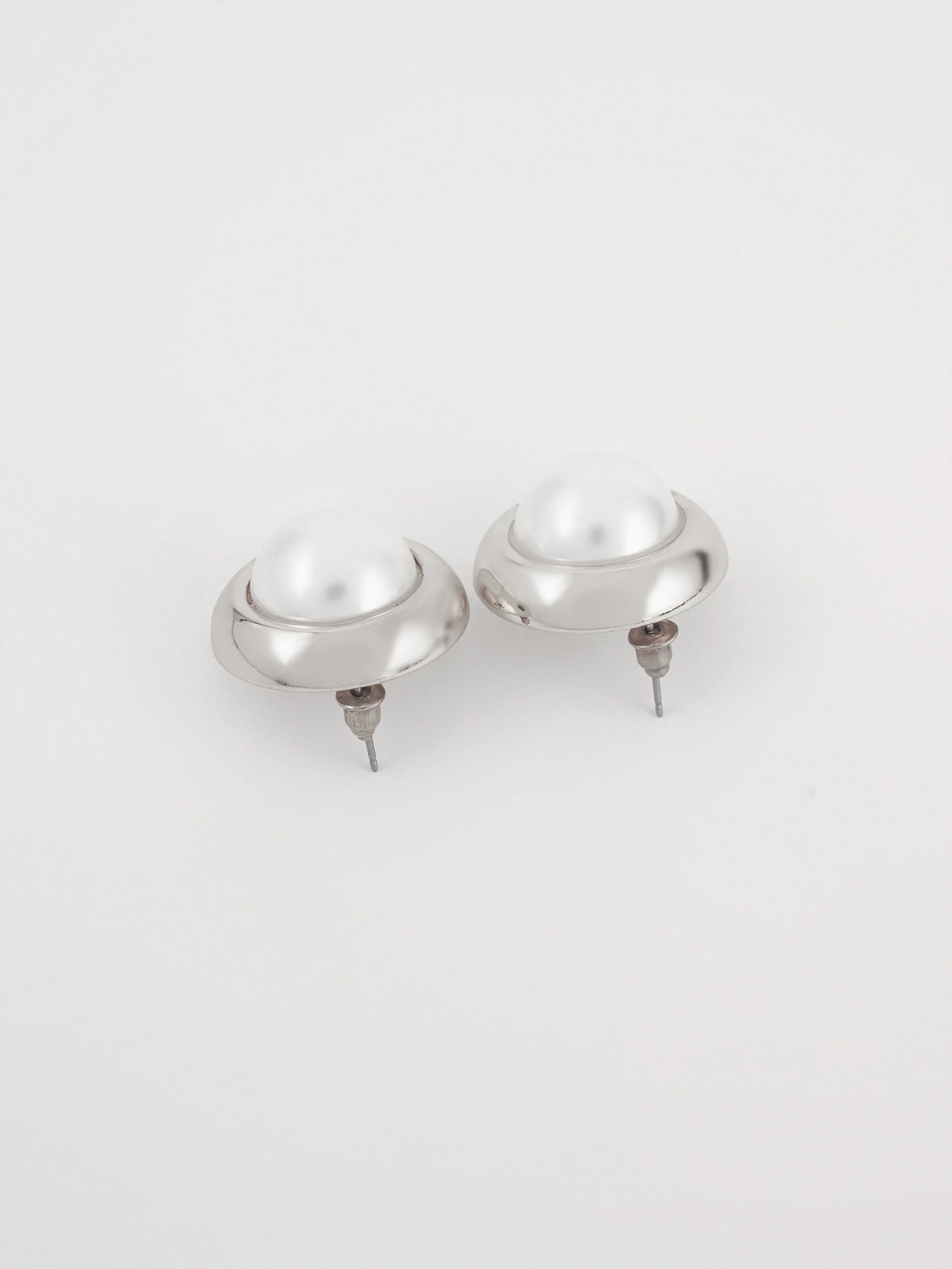 Pearl Studs - Image 2