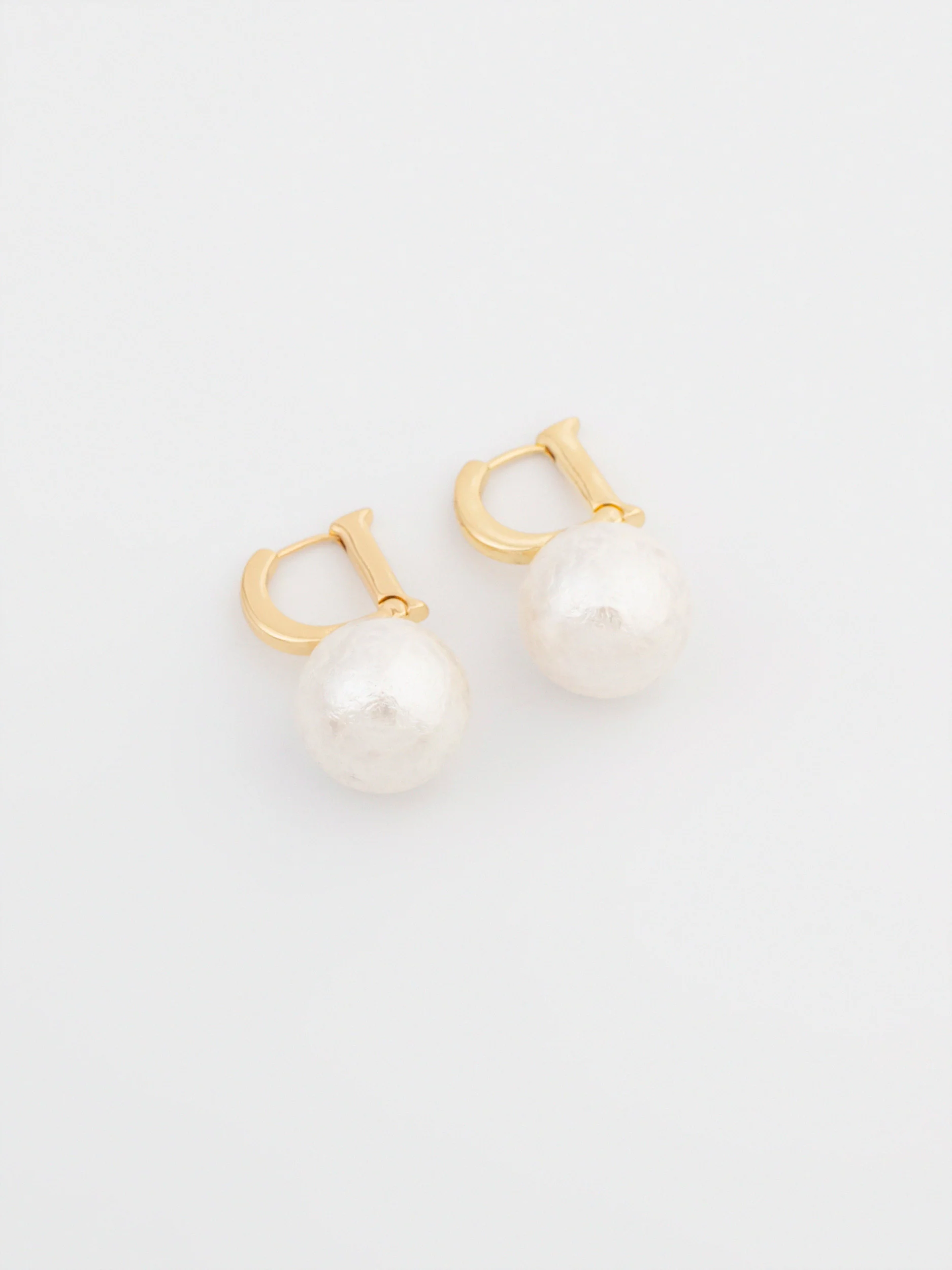 vintage Pearl Earring - Image 2