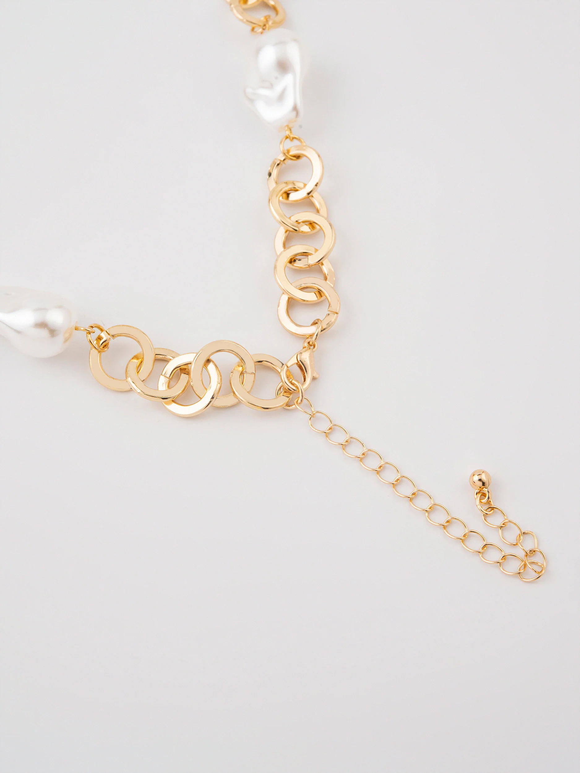 Pearl Chain Necklace - Image 3