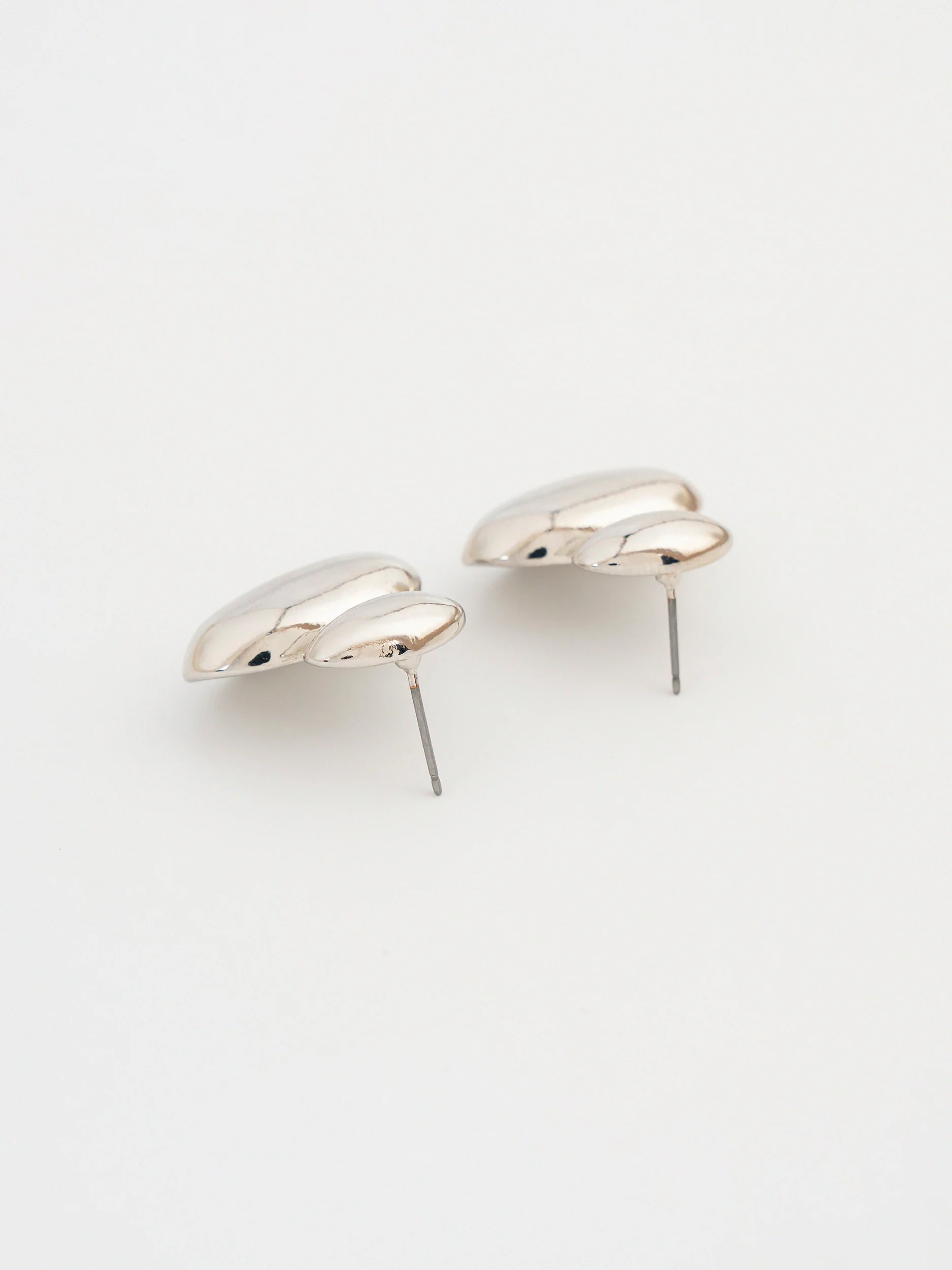 Glossy Studs - Image 2