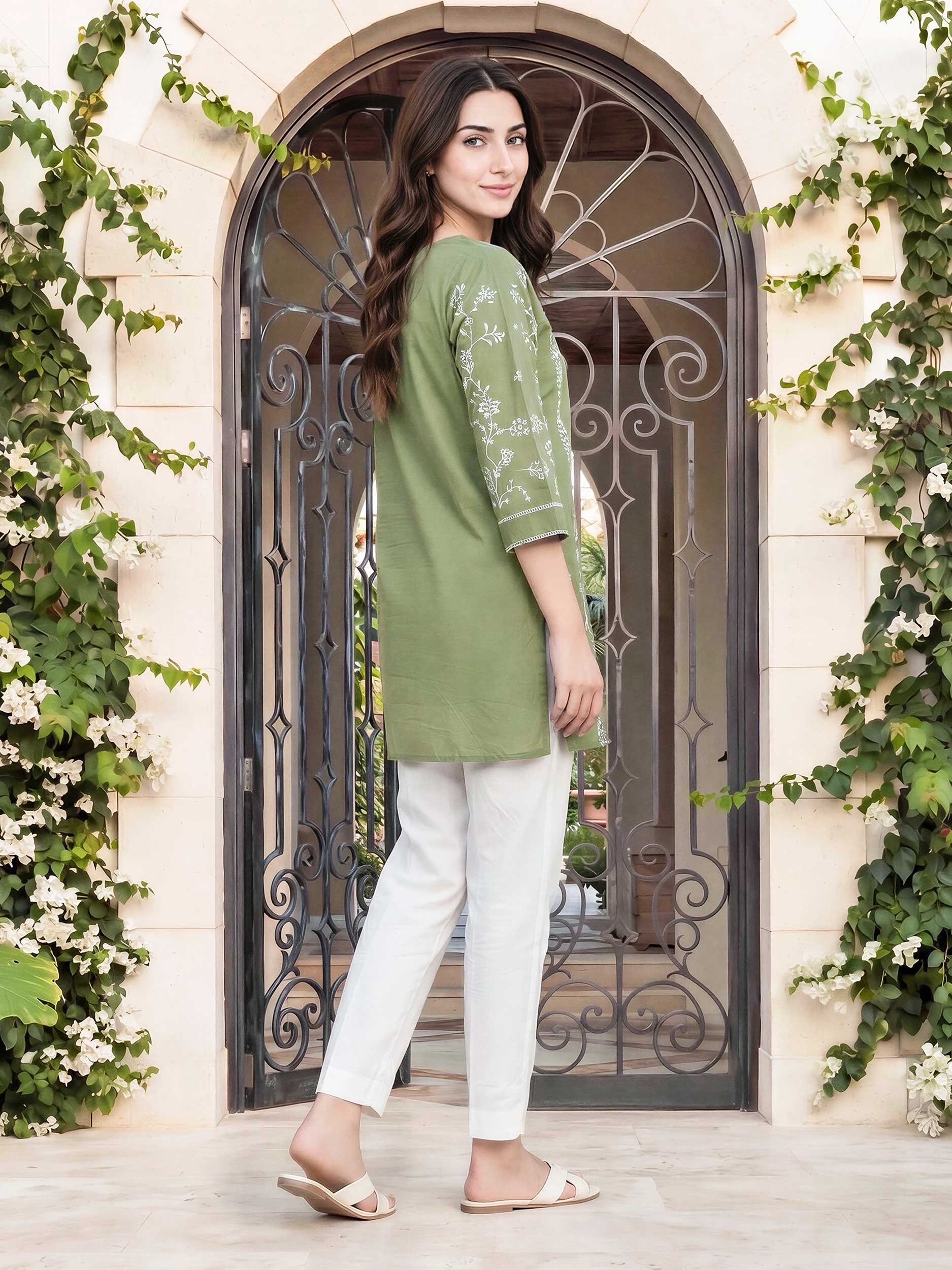 Cambric Kurti- Embroidered (Pret) - Image 3