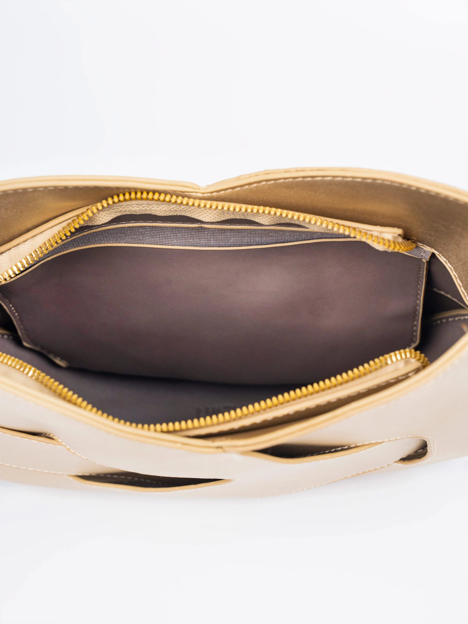 Hobo Handbag - Image 4
