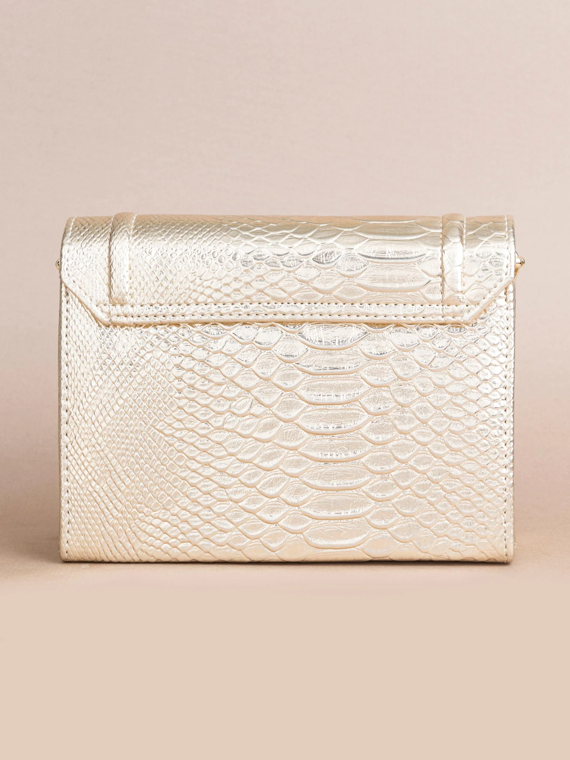 Textured Handbag - Image 4