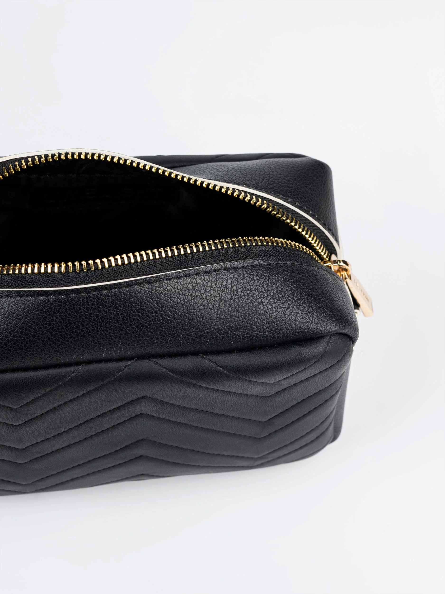 Crossbody Handbag - Image 4