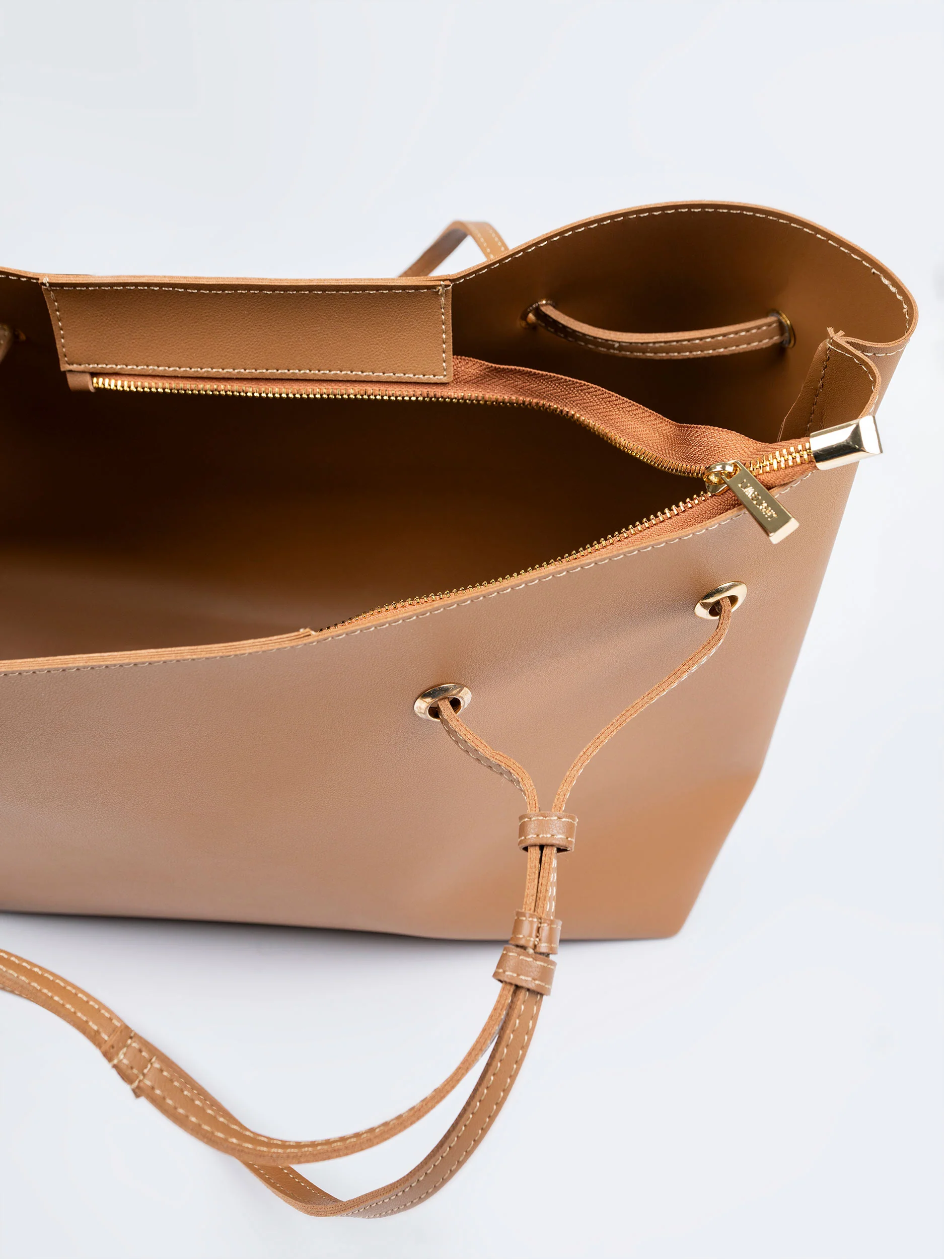 Carryall Tote Bag - Image 4