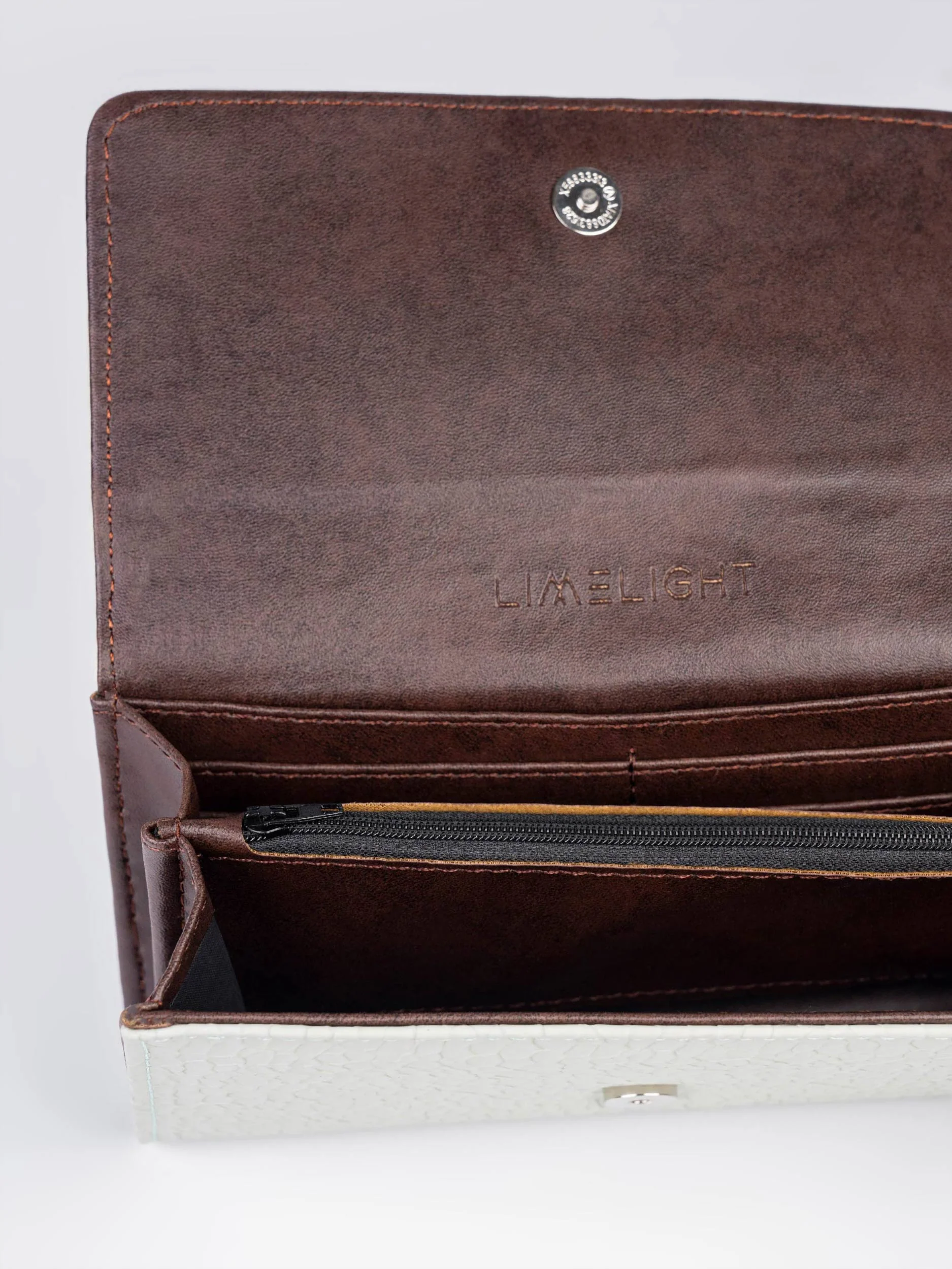 Textured Wallet - Image 4