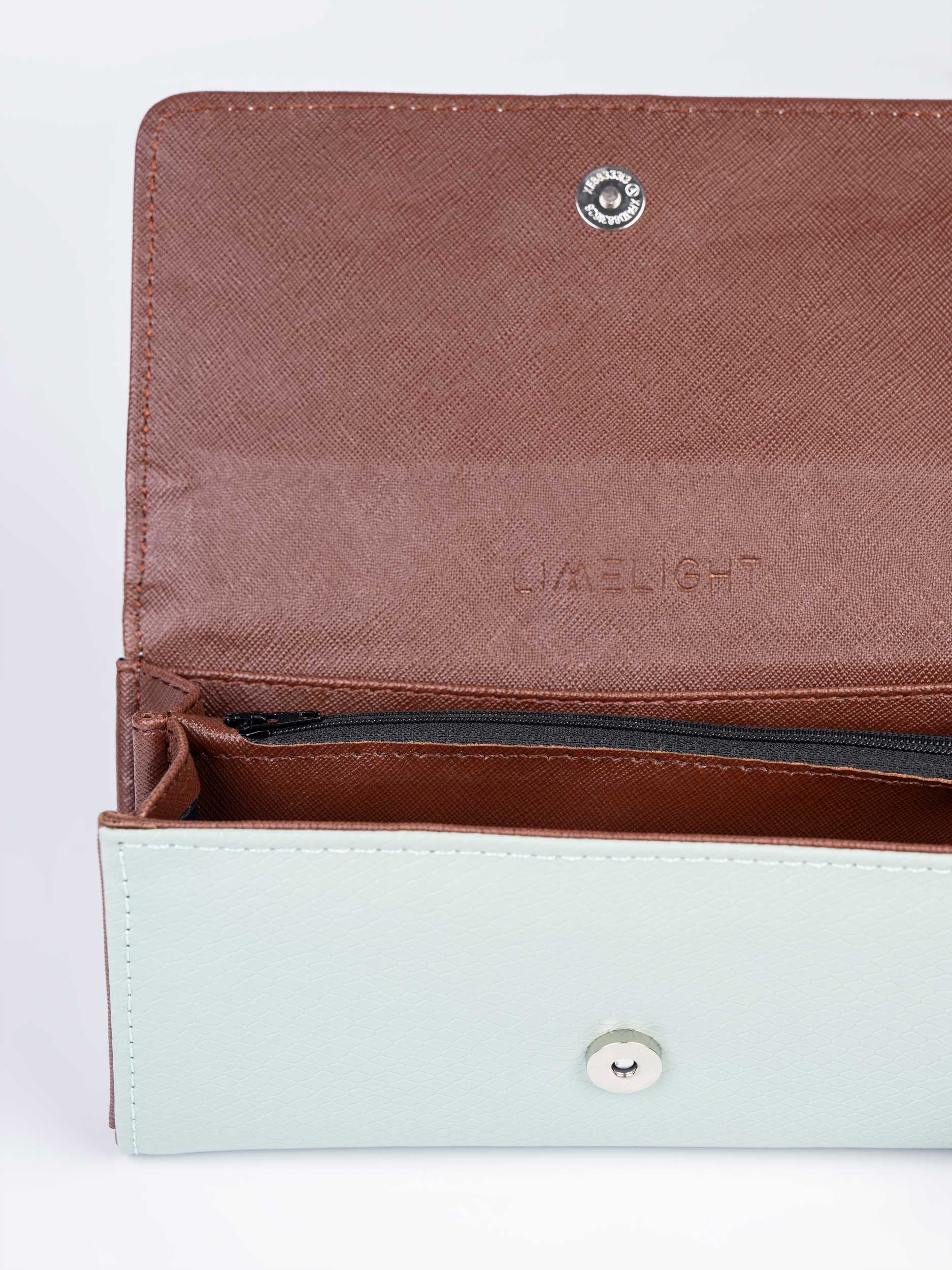 Textured Wallet - Image 4