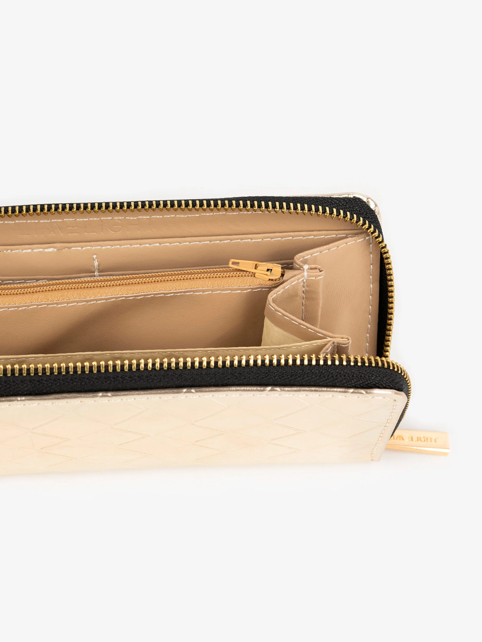 Quilted Textured Wallet - Image 4
