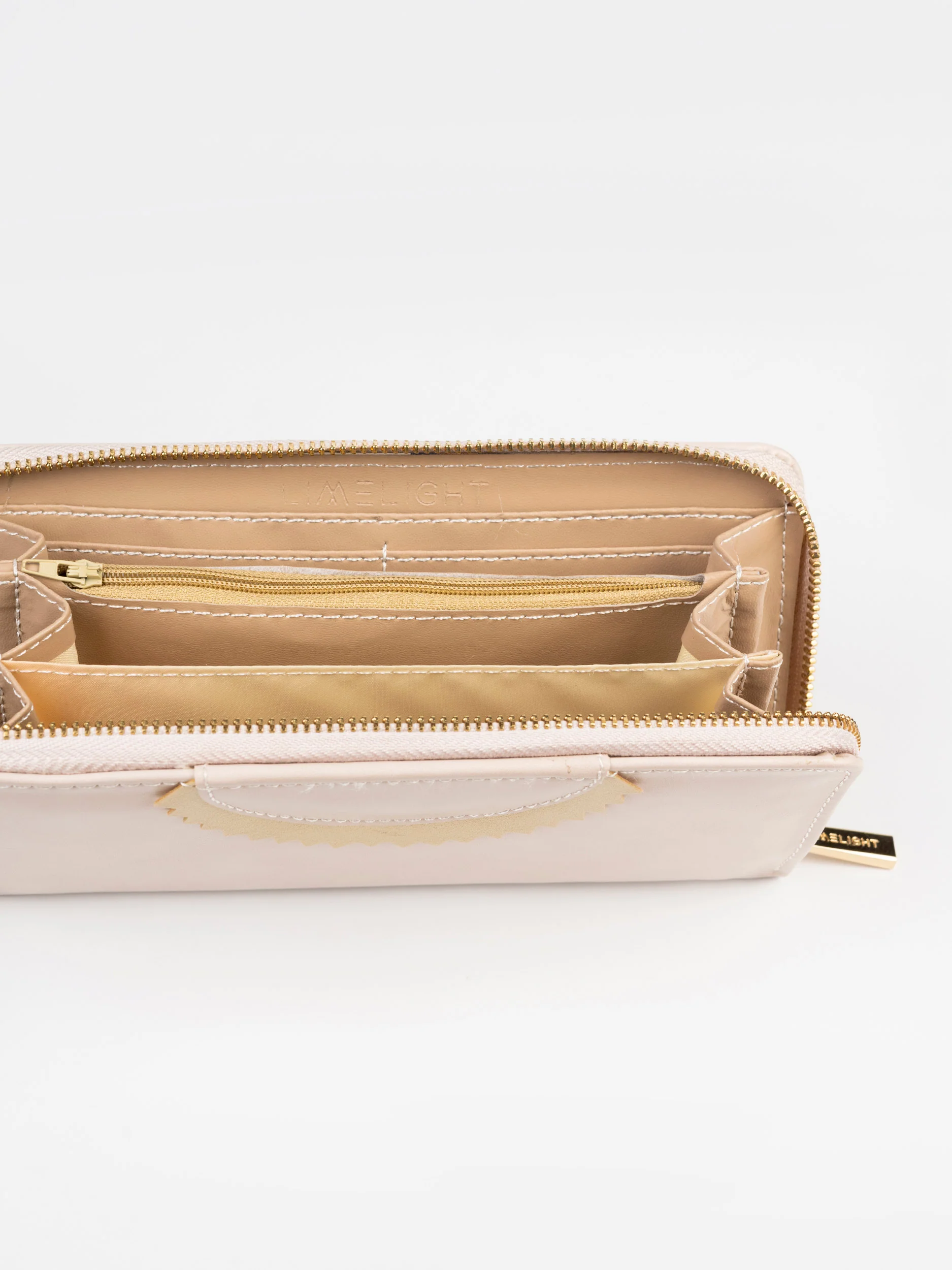 Scalloped Wallet - Image 4