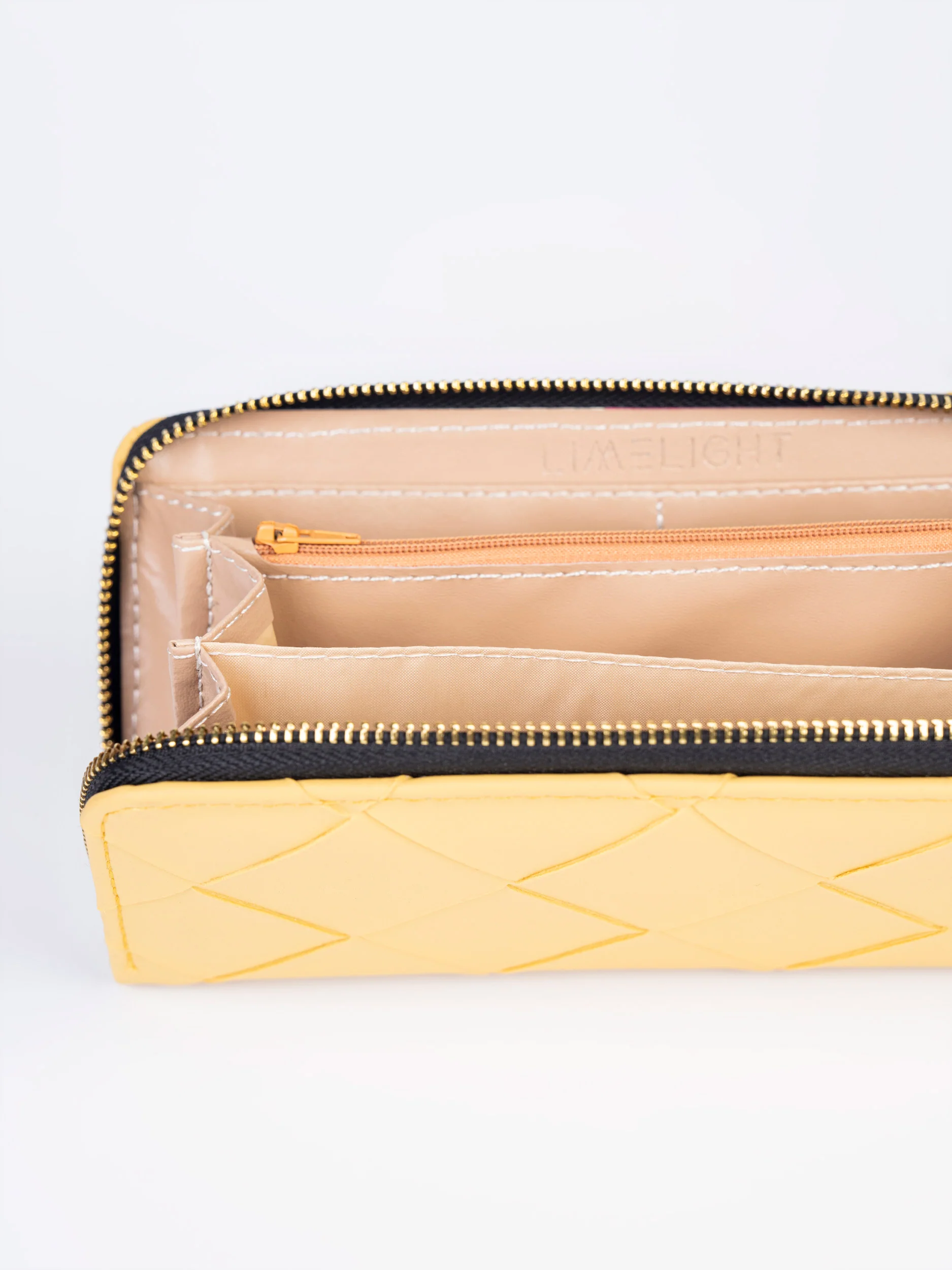Textured Wallet - Image 4