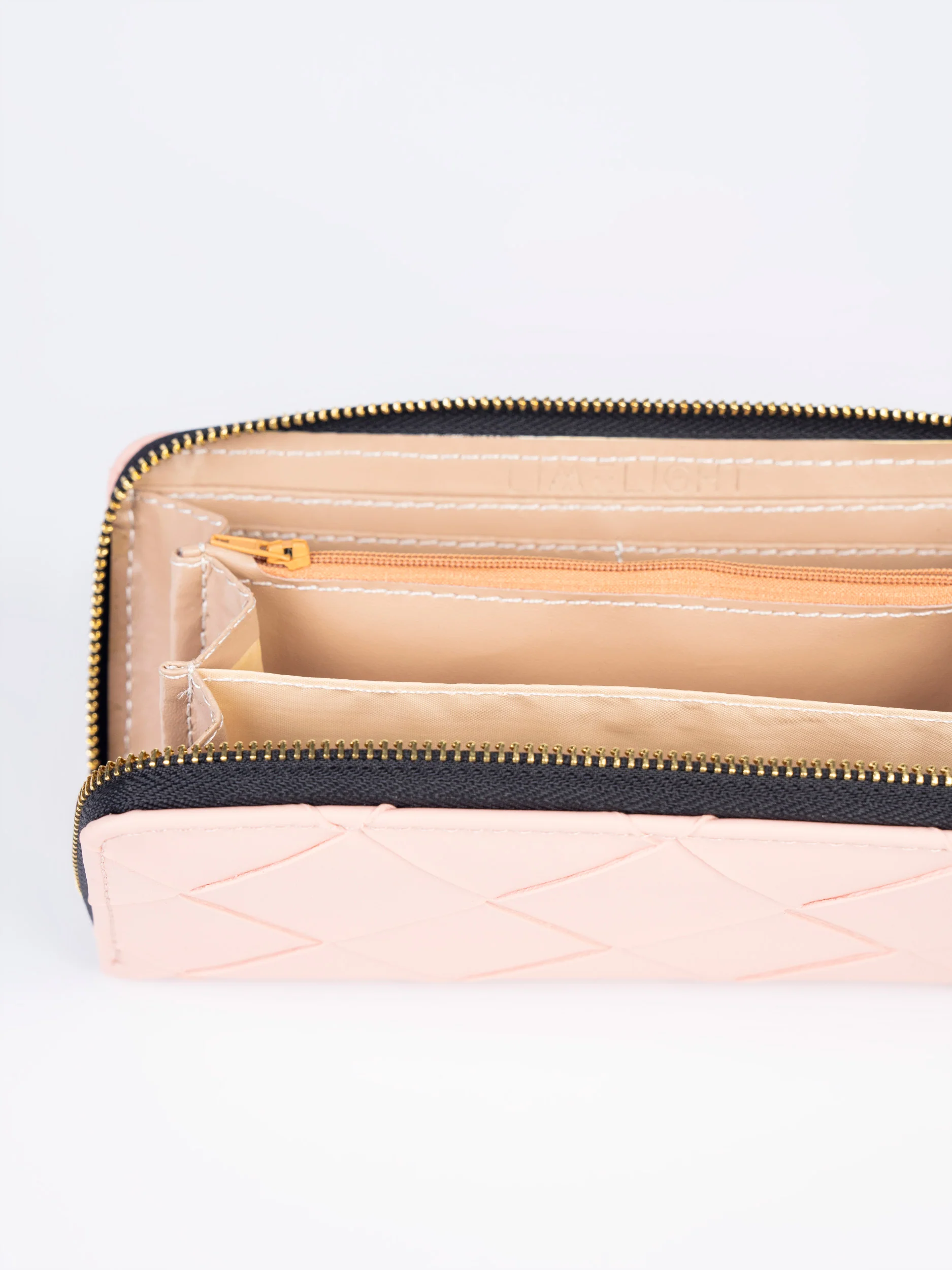 Textured Wallet - Image 4