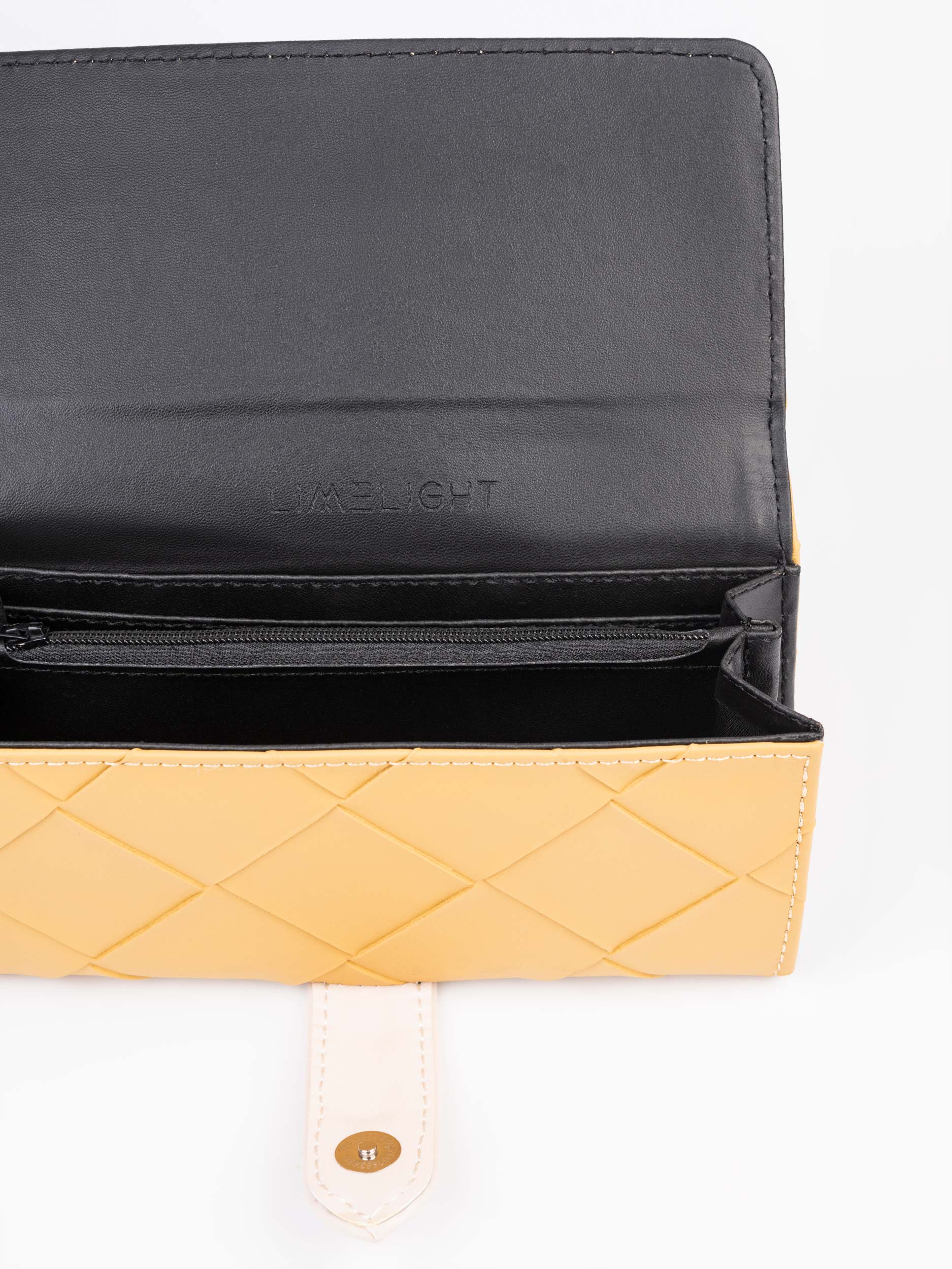 Textured Wallet - Image 4