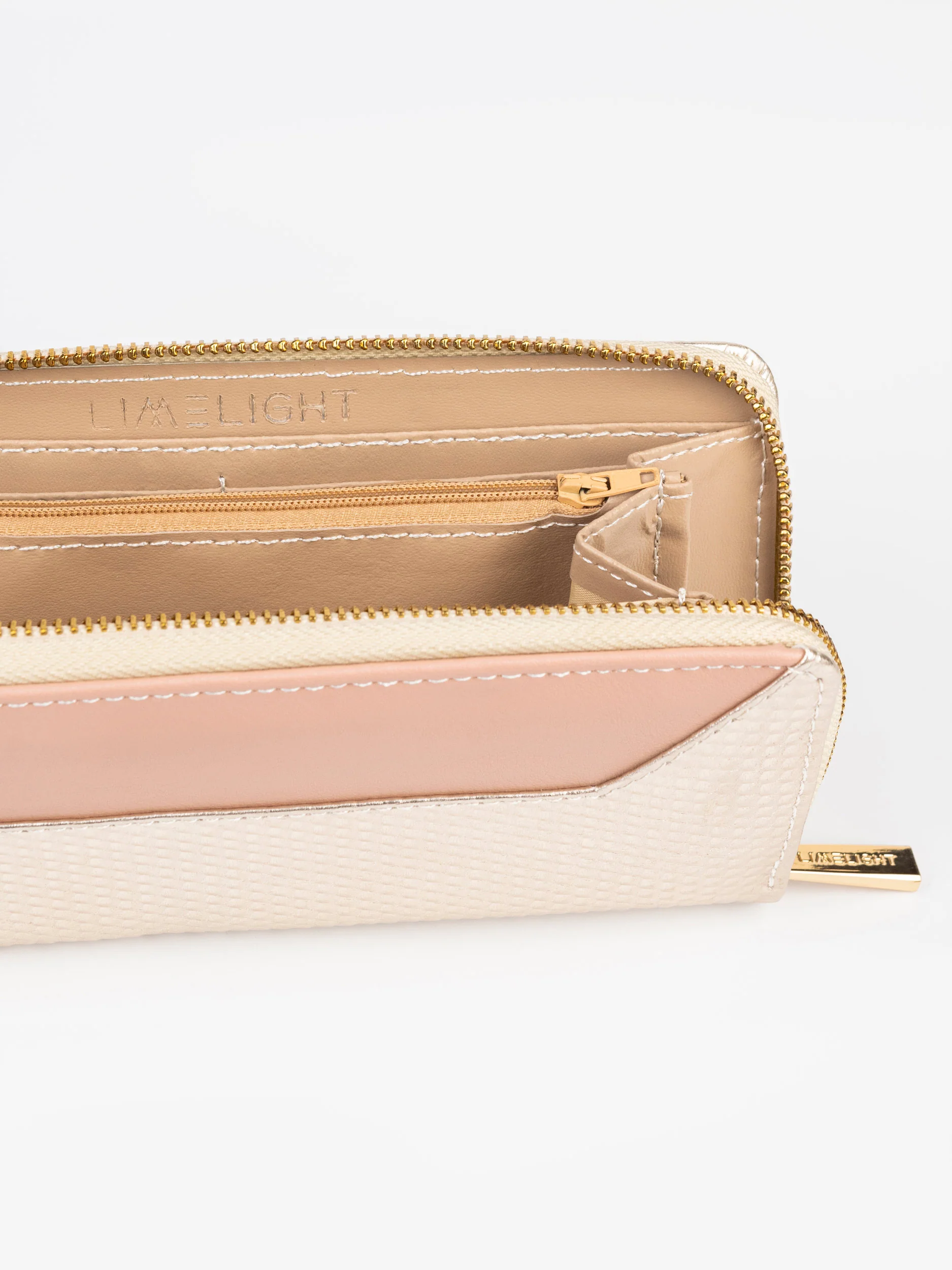 Textured Wallet - Image 4
