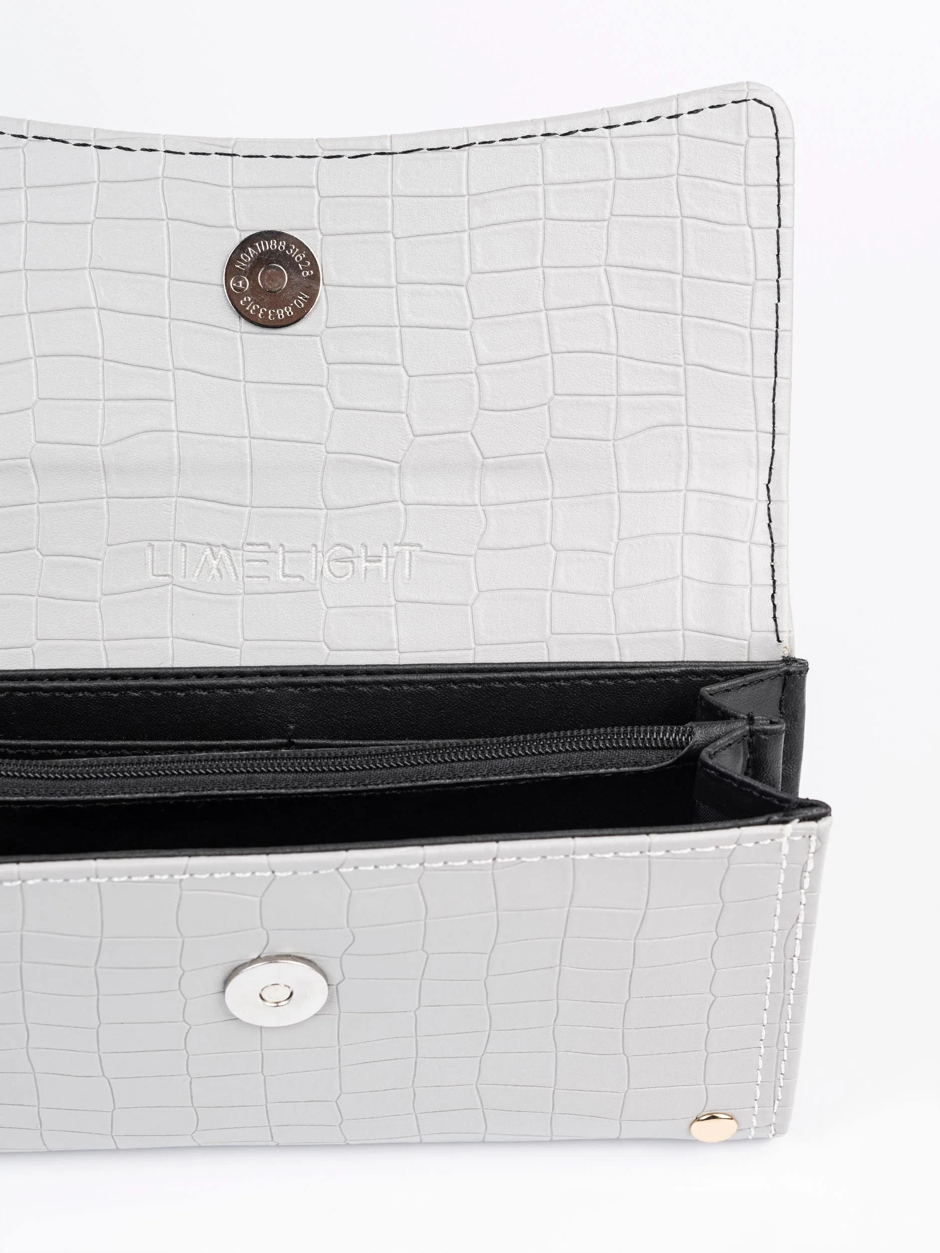 Textured Wallet - Image 4