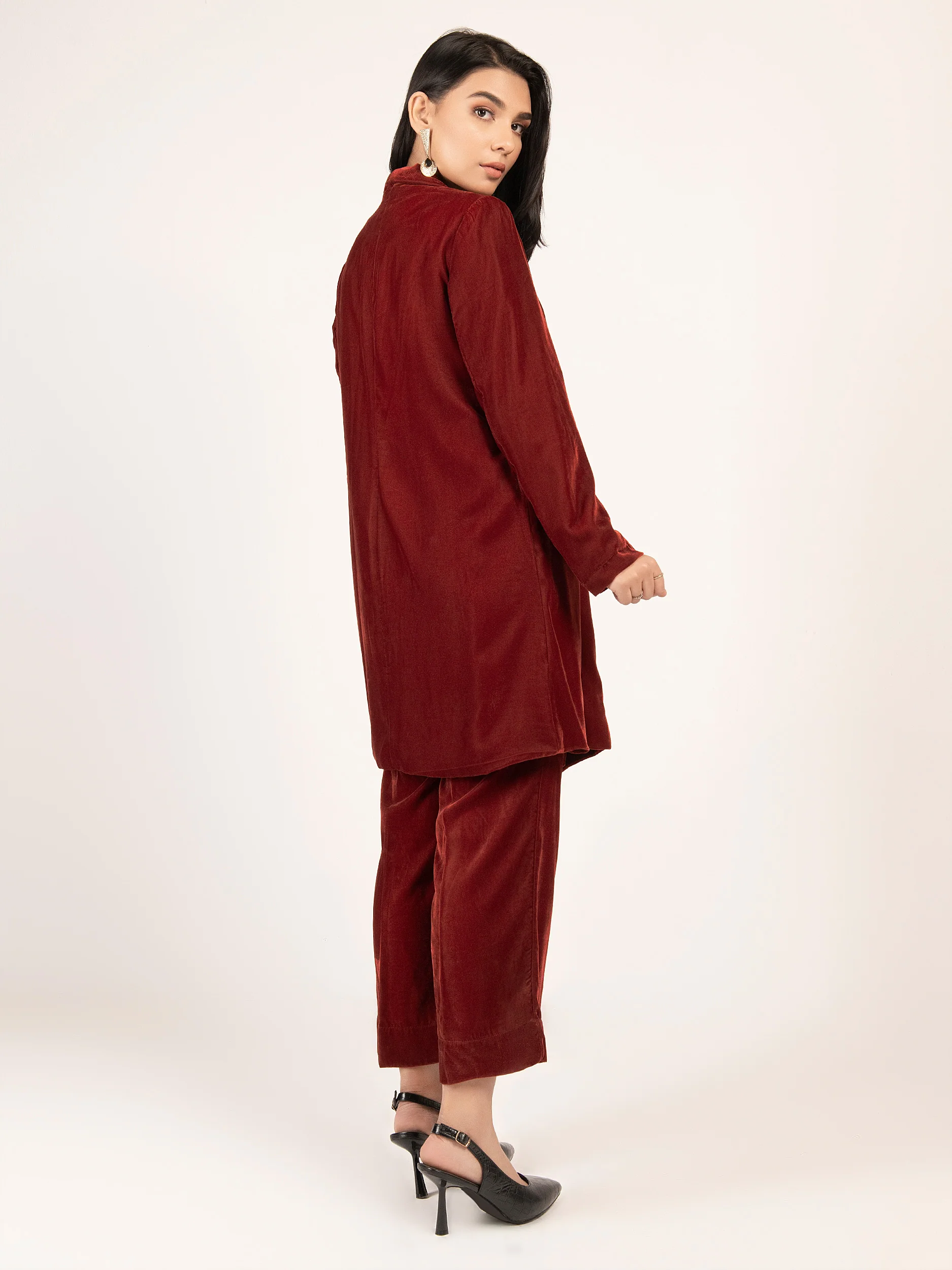 Stylized Velvet Suit - Image 4