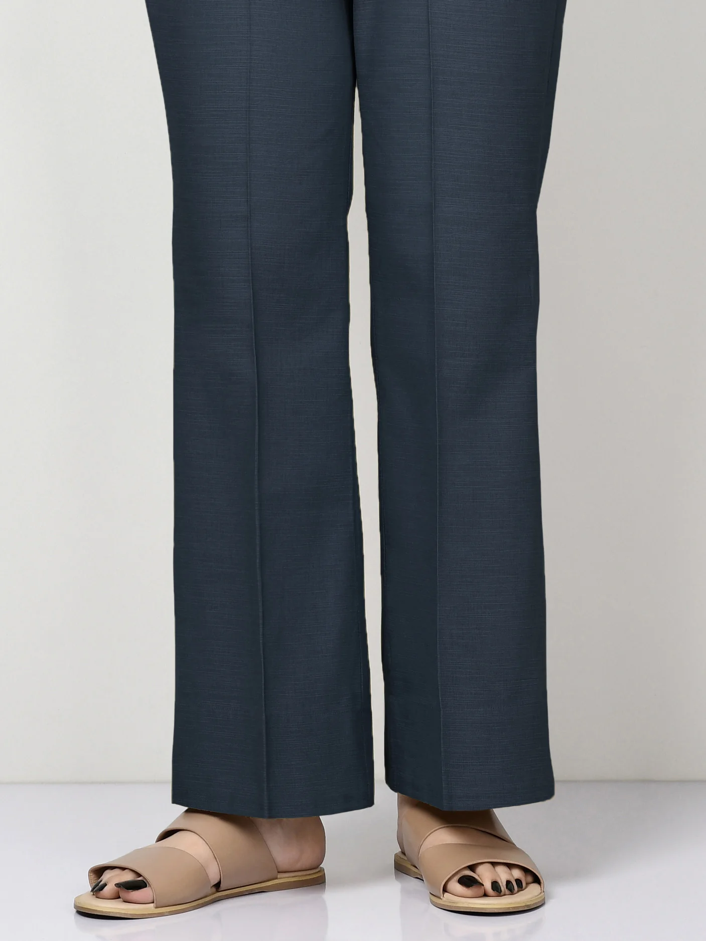 Plain Khaddar Trouser - Image 4