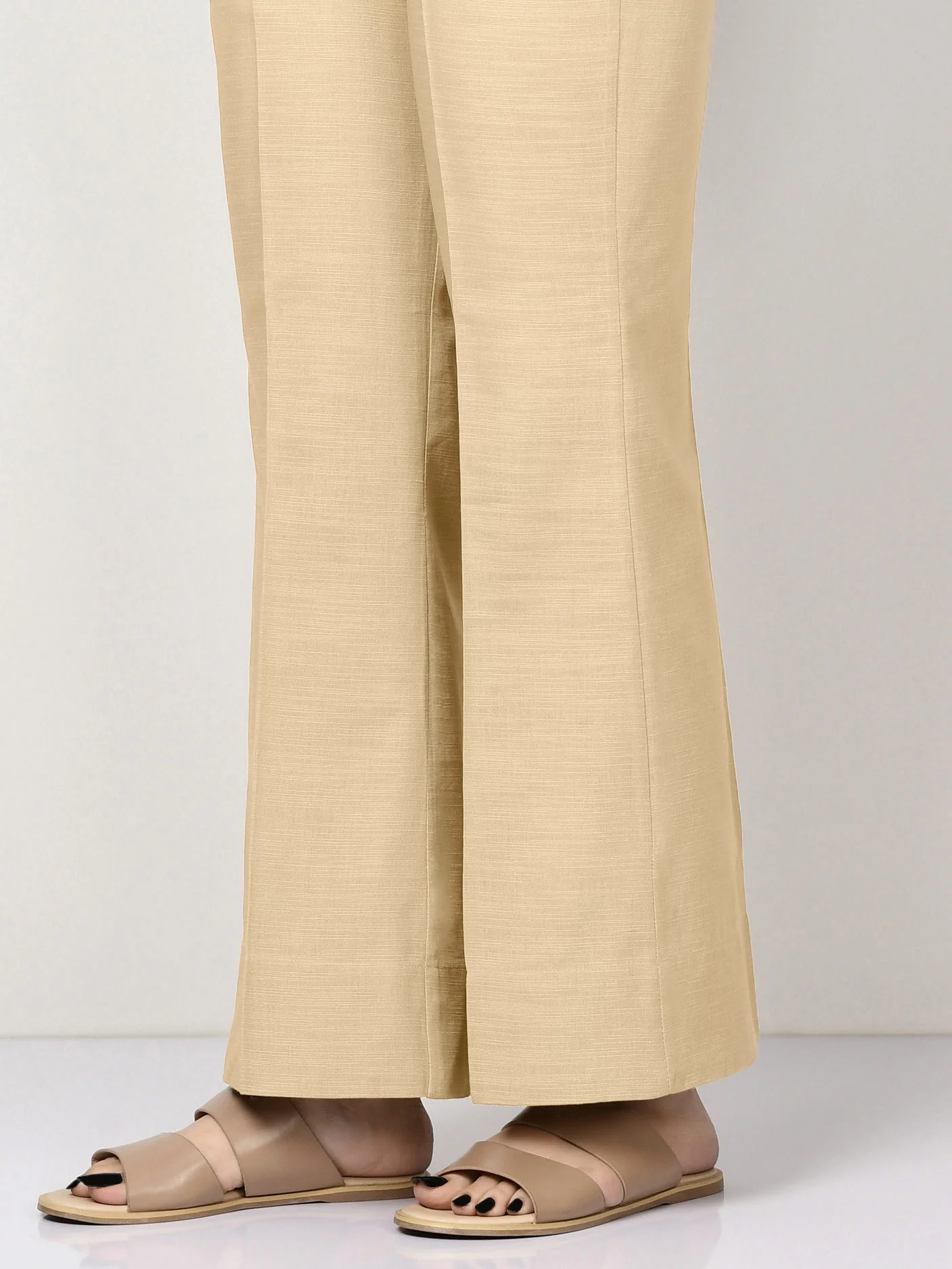 Plain Khaddar Trouser - Image 3